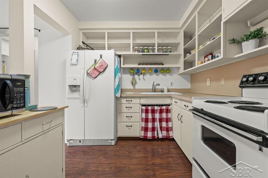 2405 Damman Apt. 201 Drive, 201, Midland, MI 48640 — Photo 10