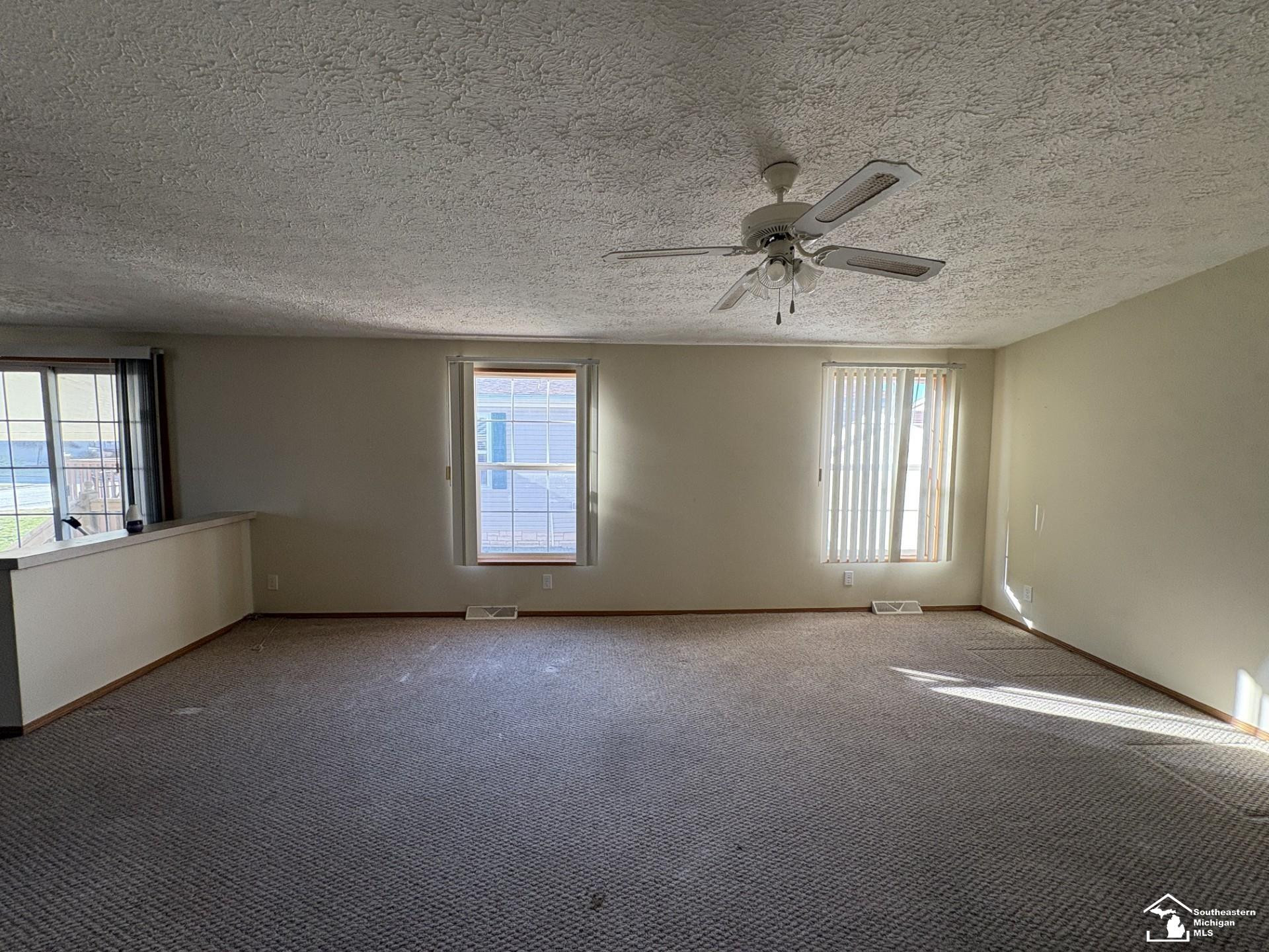 13565 Pear Street, Carleton, MI 48117 — Photo 9