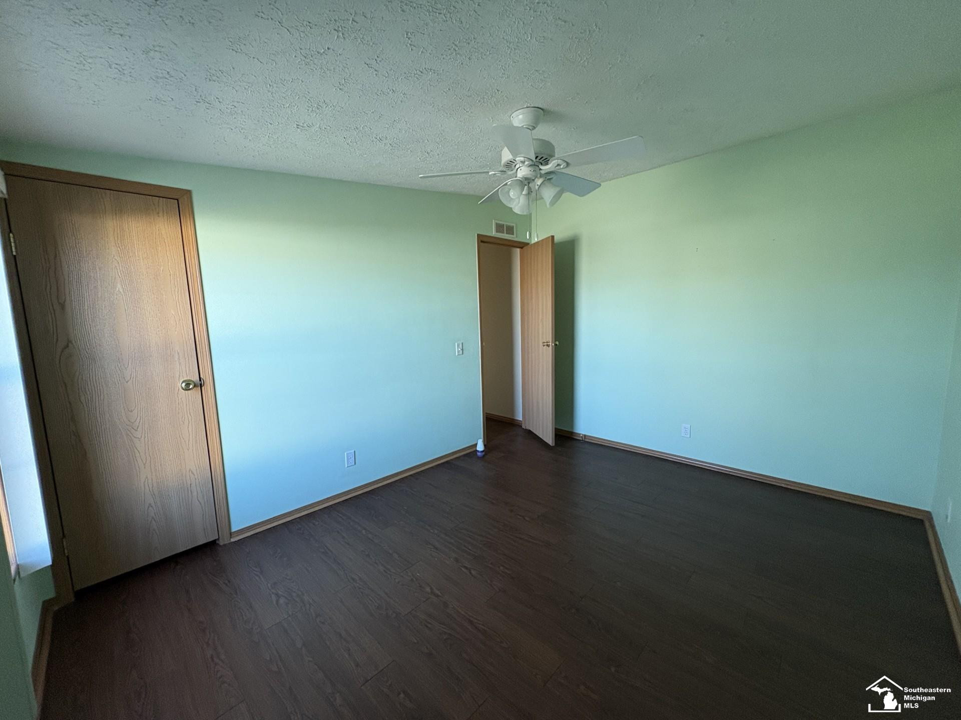 13565 Pear Street, Carleton, MI 48117 — Photo 11