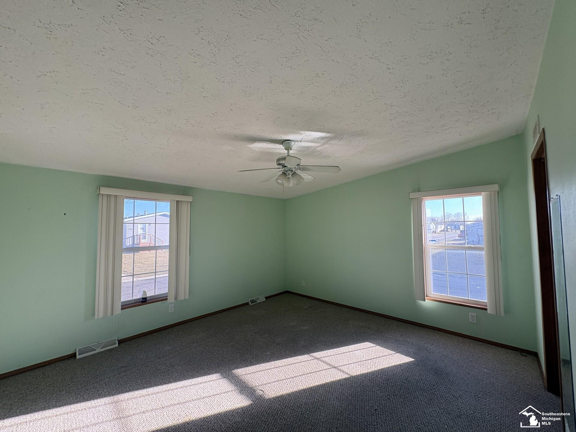 13565 Pear Street, Carleton, MI 48117 — Photo 15