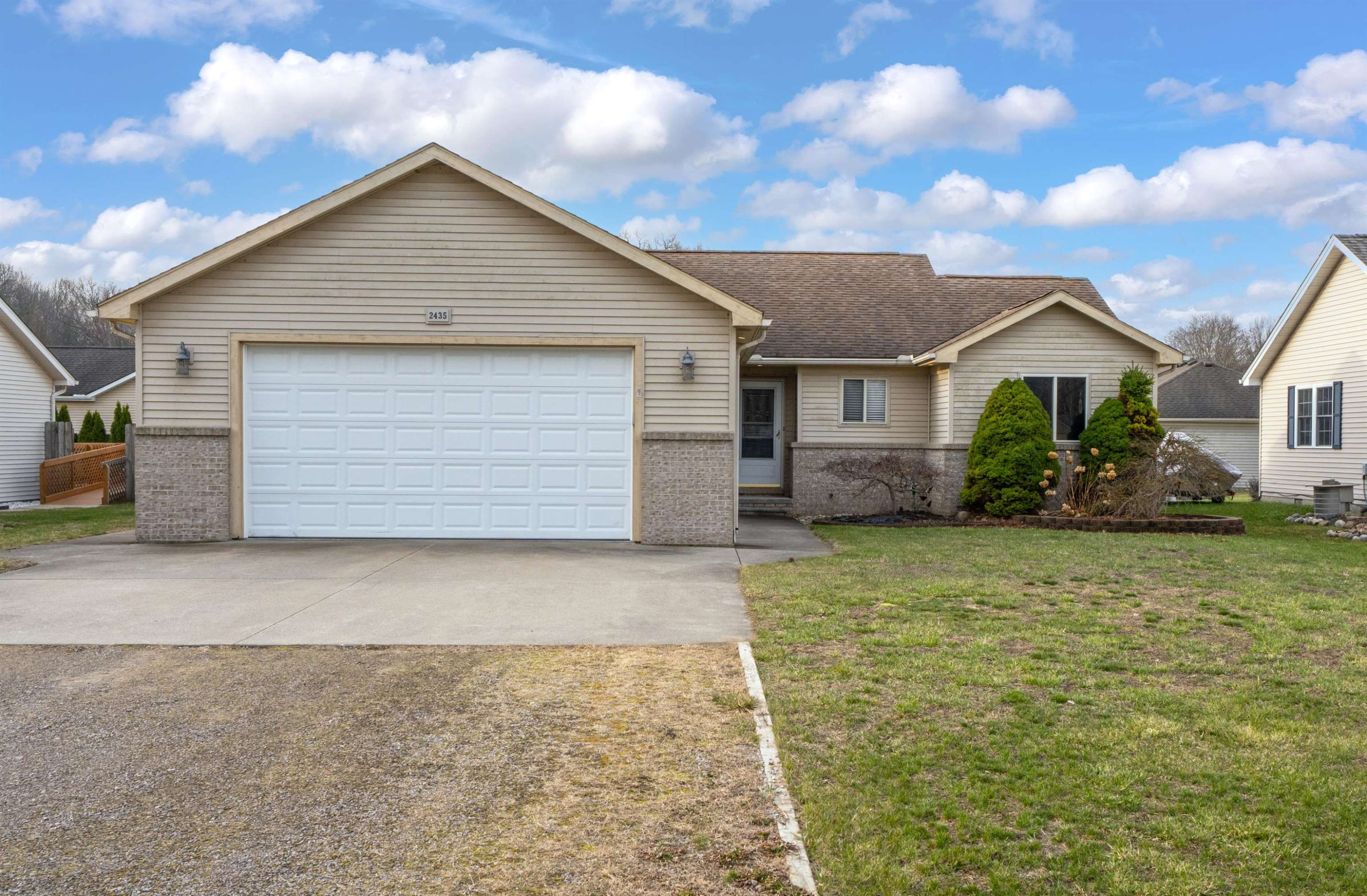 2435 Fruit Street, MI 48001 — front exterior