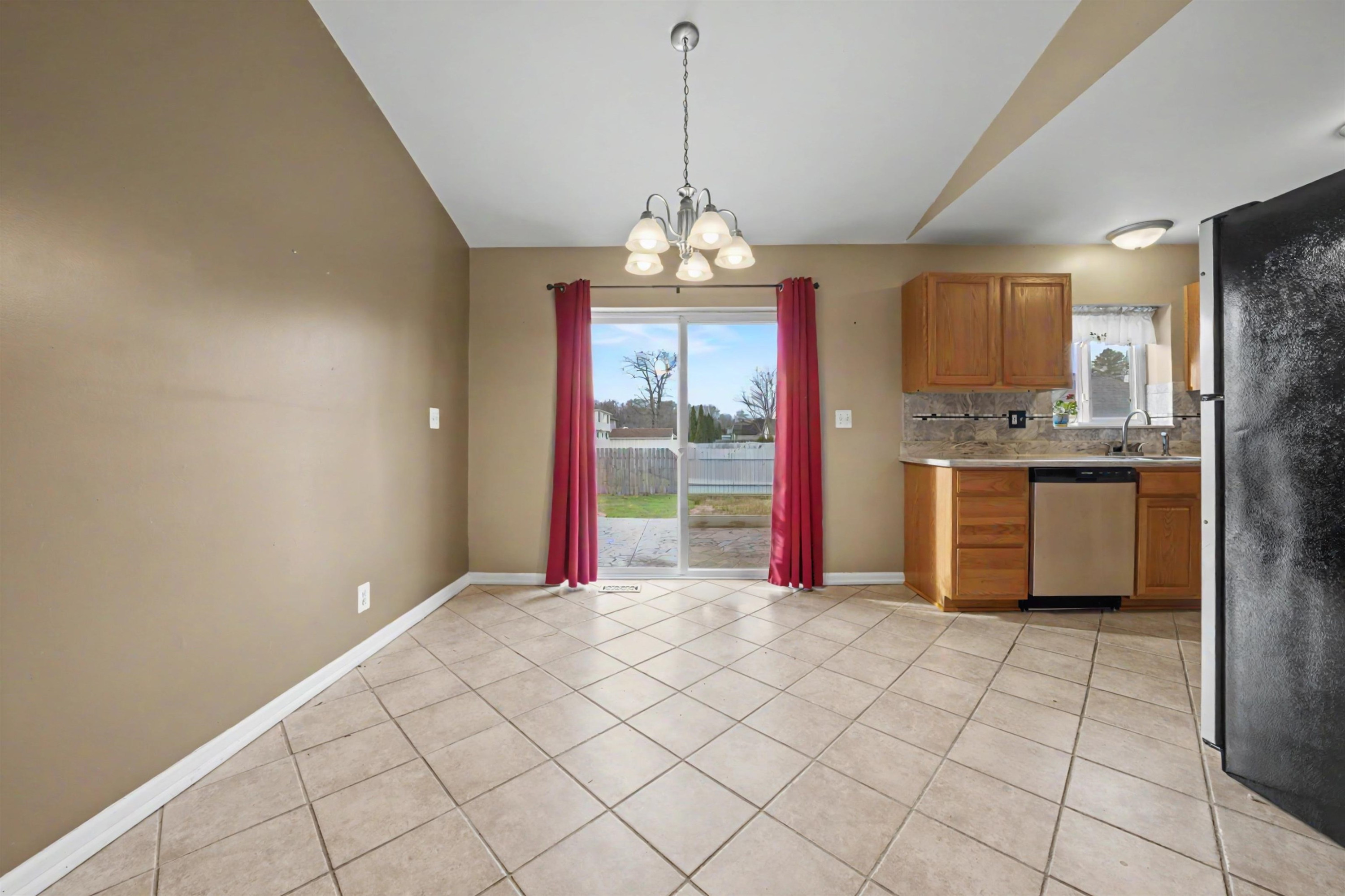 2435 Fruit Street, MI 48001 — Photo 12