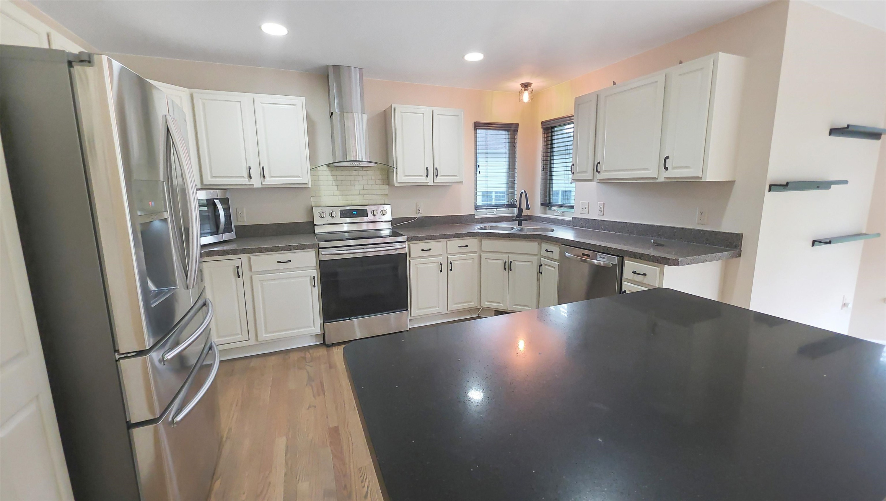 4297 Oak Tree Court, Fenton, MI 48430 — Photo 5