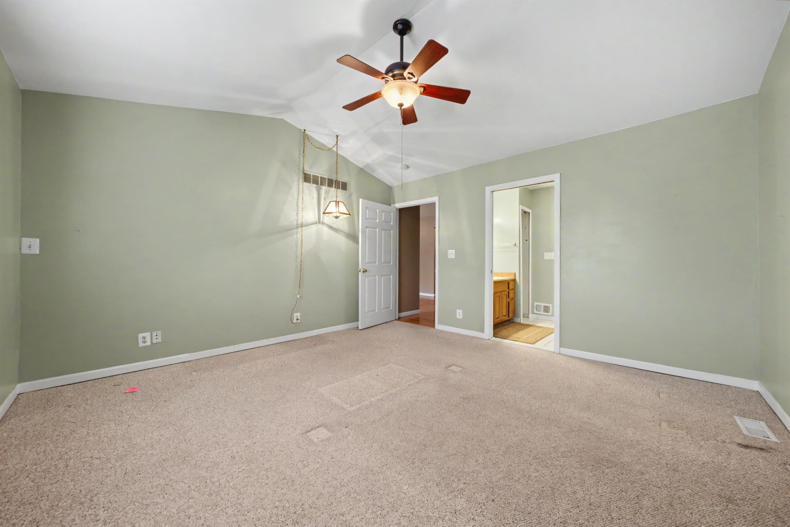 2435 Fruit Street, MI 48001 — Photo 22