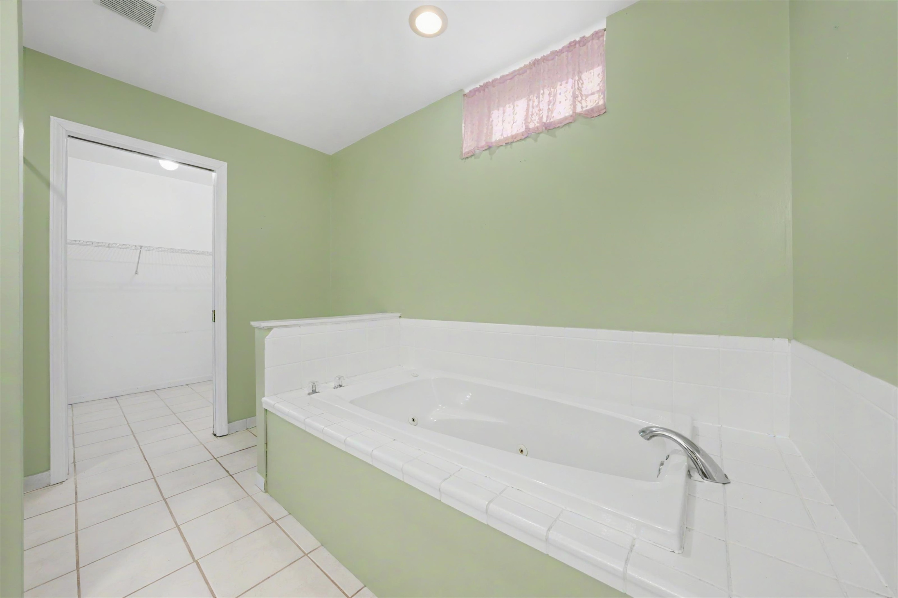 2435 Fruit Street, MI 48001 — Photo 24