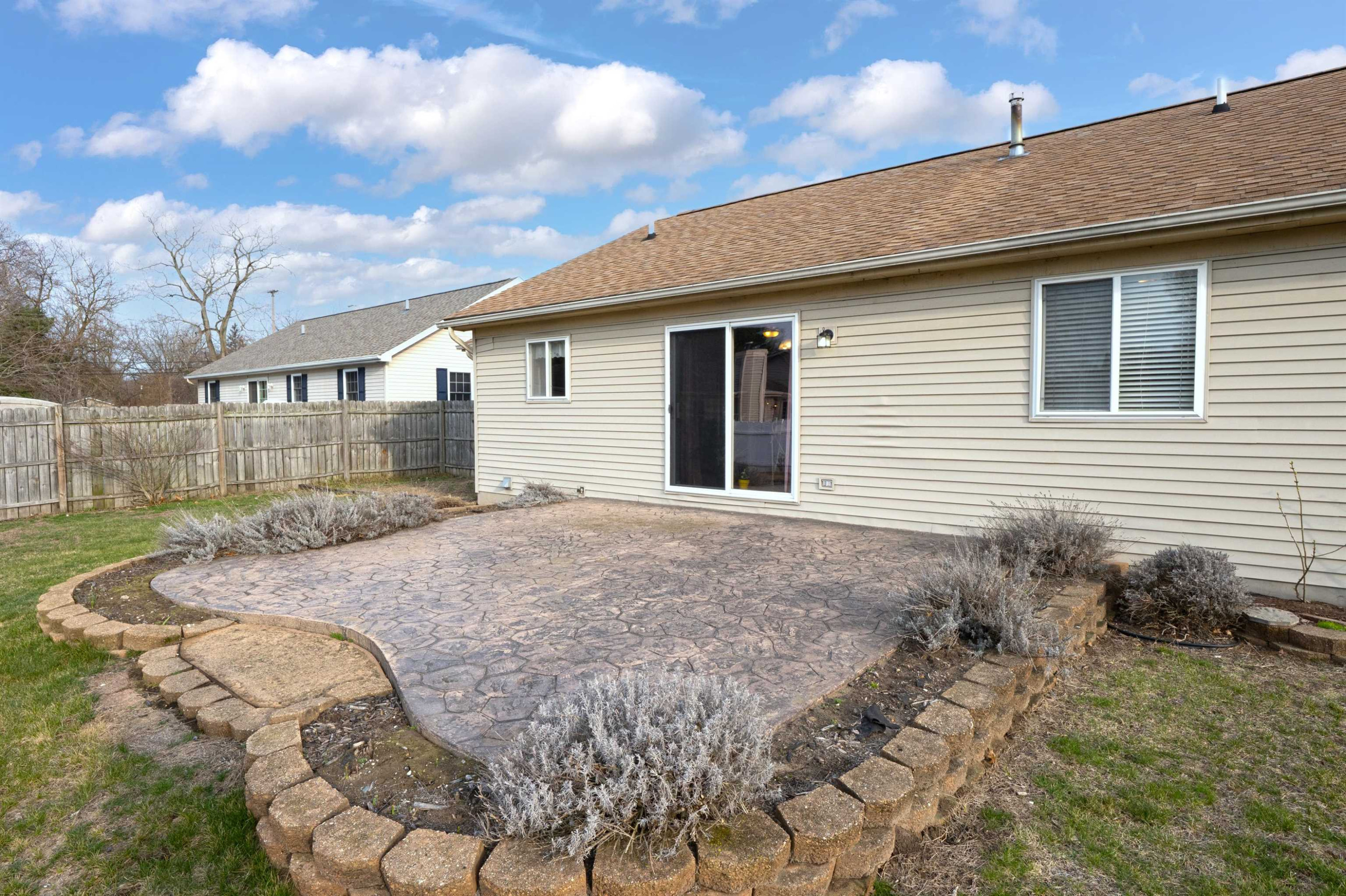 2435 Fruit Street, MI 48001 — Photo 34