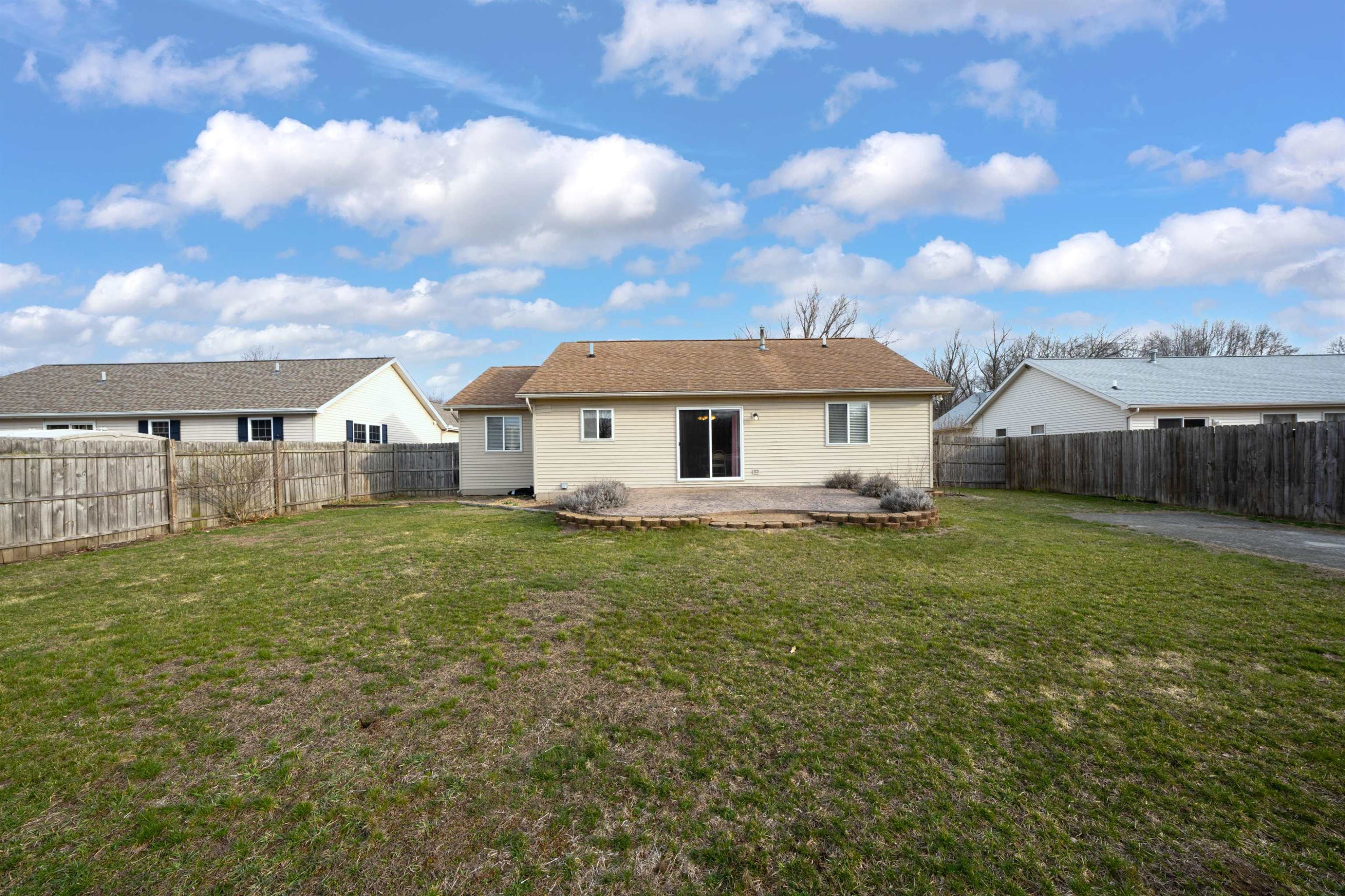 2435 Fruit Street, MI 48001 — Photo 37