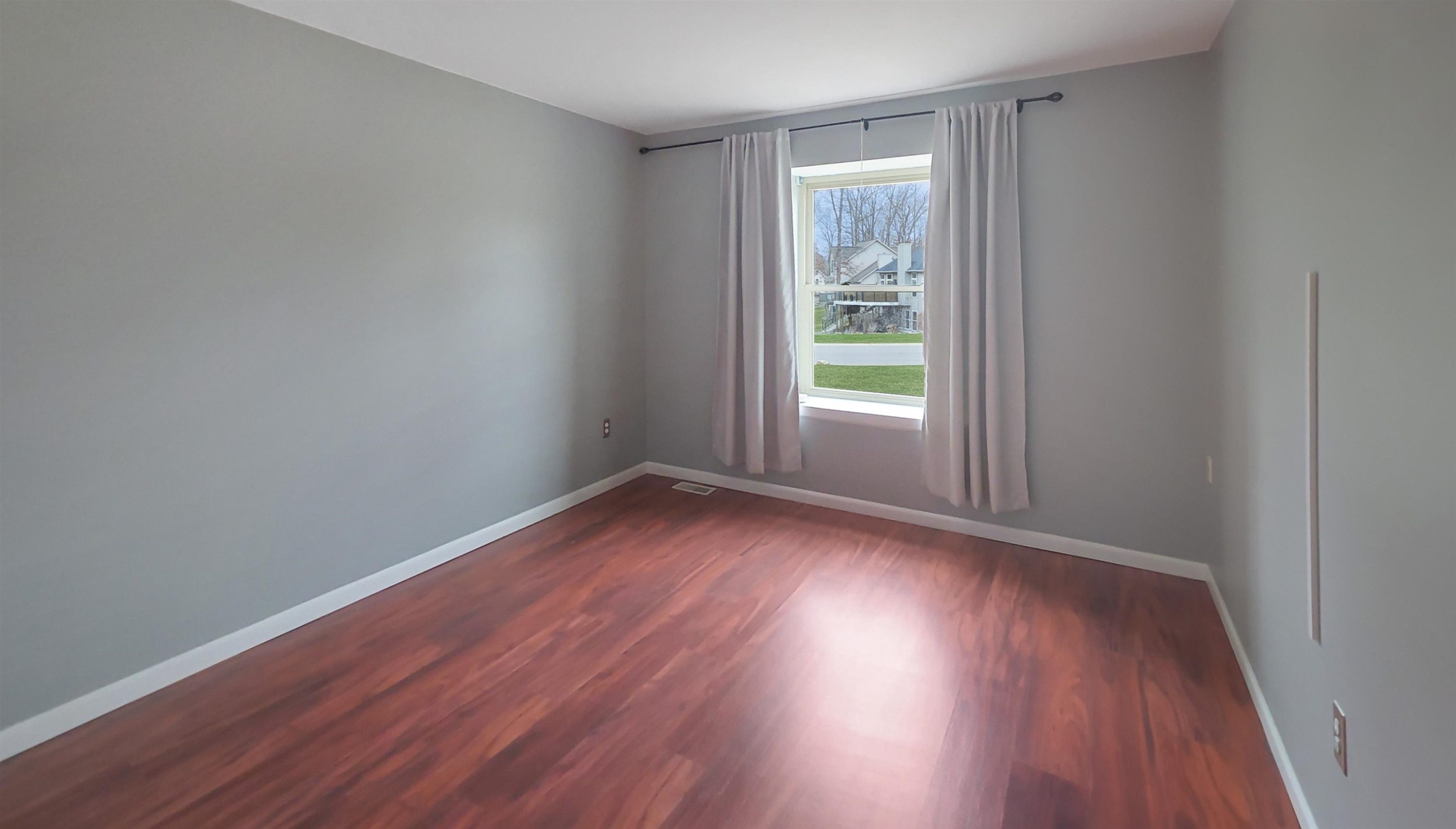 4297 Oak Tree Court, Fenton, MI 48430 — Photo 30