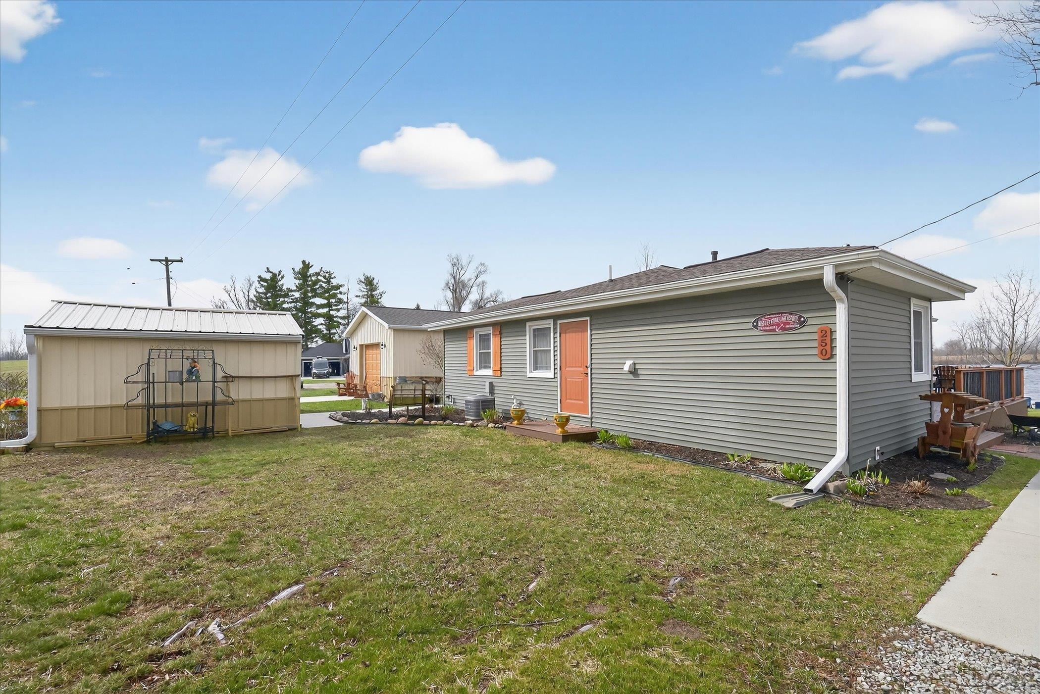 250 Sunset Drive, Hudson, MI 49247 — Photo 4