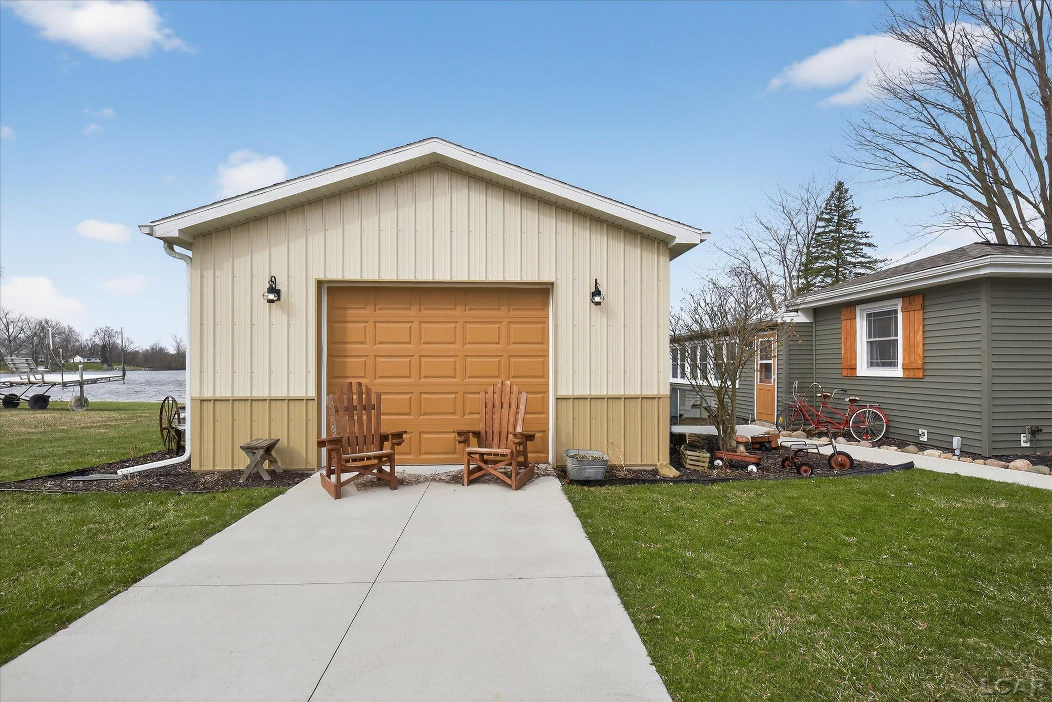 250 Sunset Drive, Hudson, MI 49247 — Photo 57
