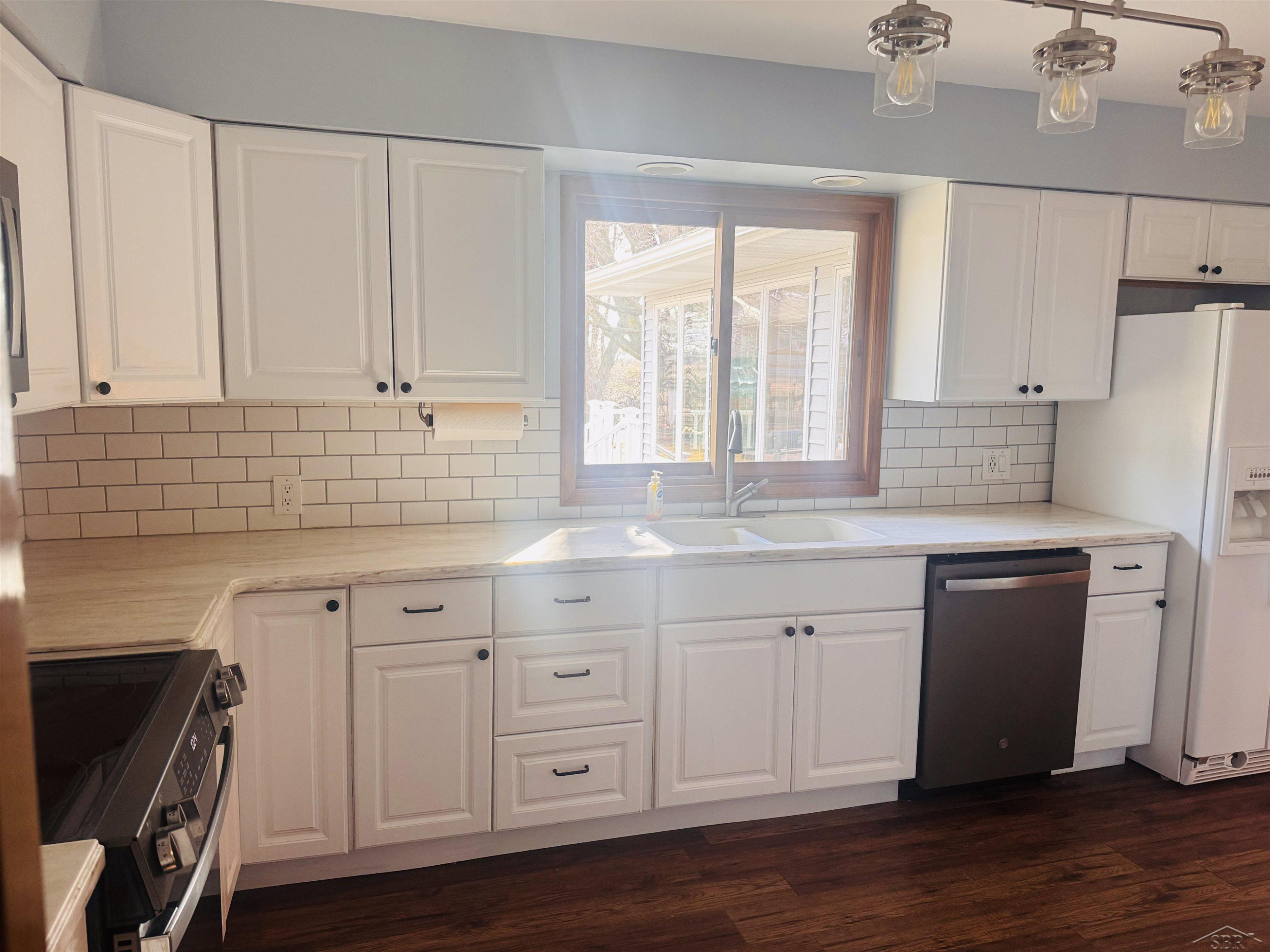 2055 S Farley Road, Bay City, MI — Photo 4