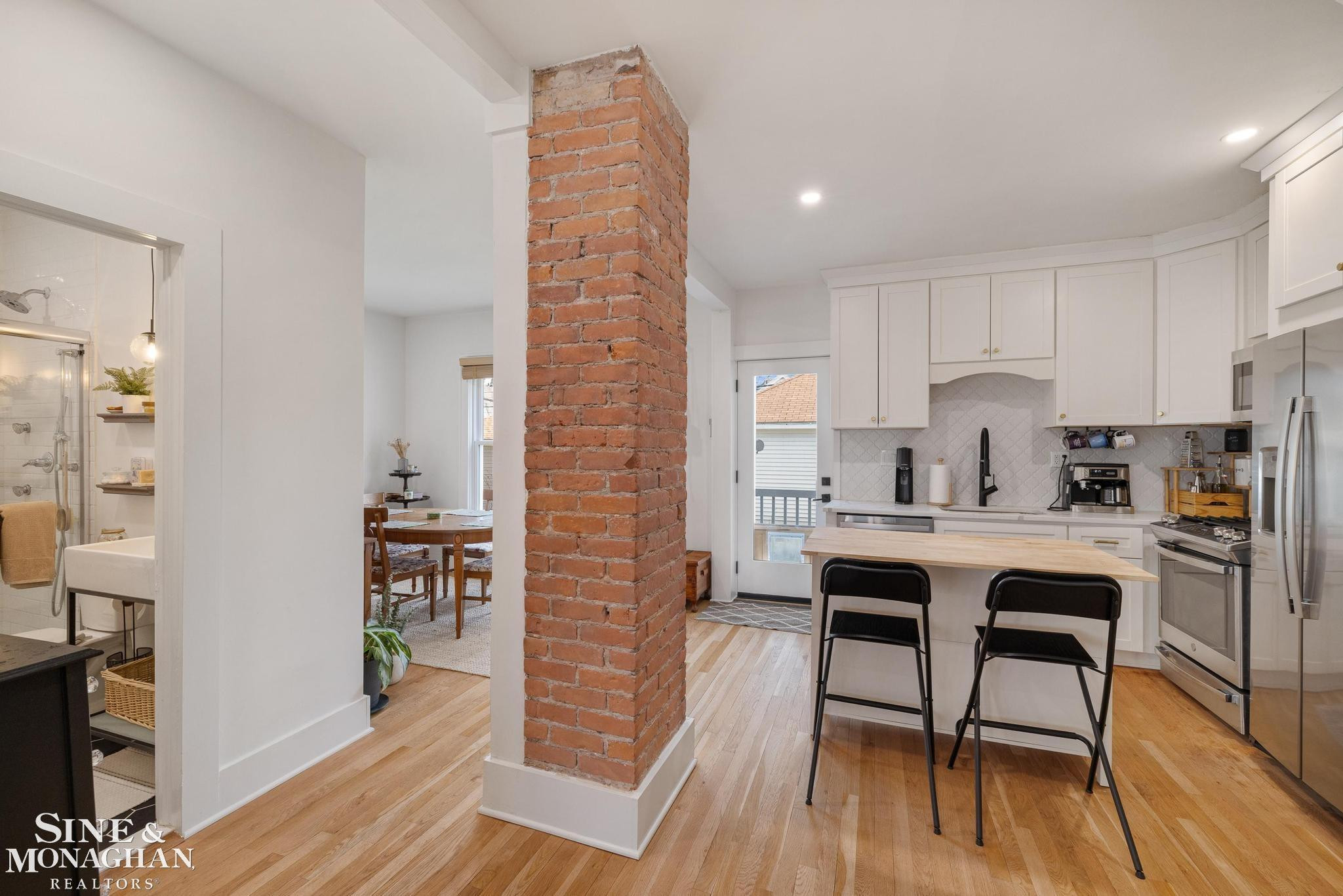 1108 Wayburn Street, Grosse Pointe Park, MI 48230 — Photo 9