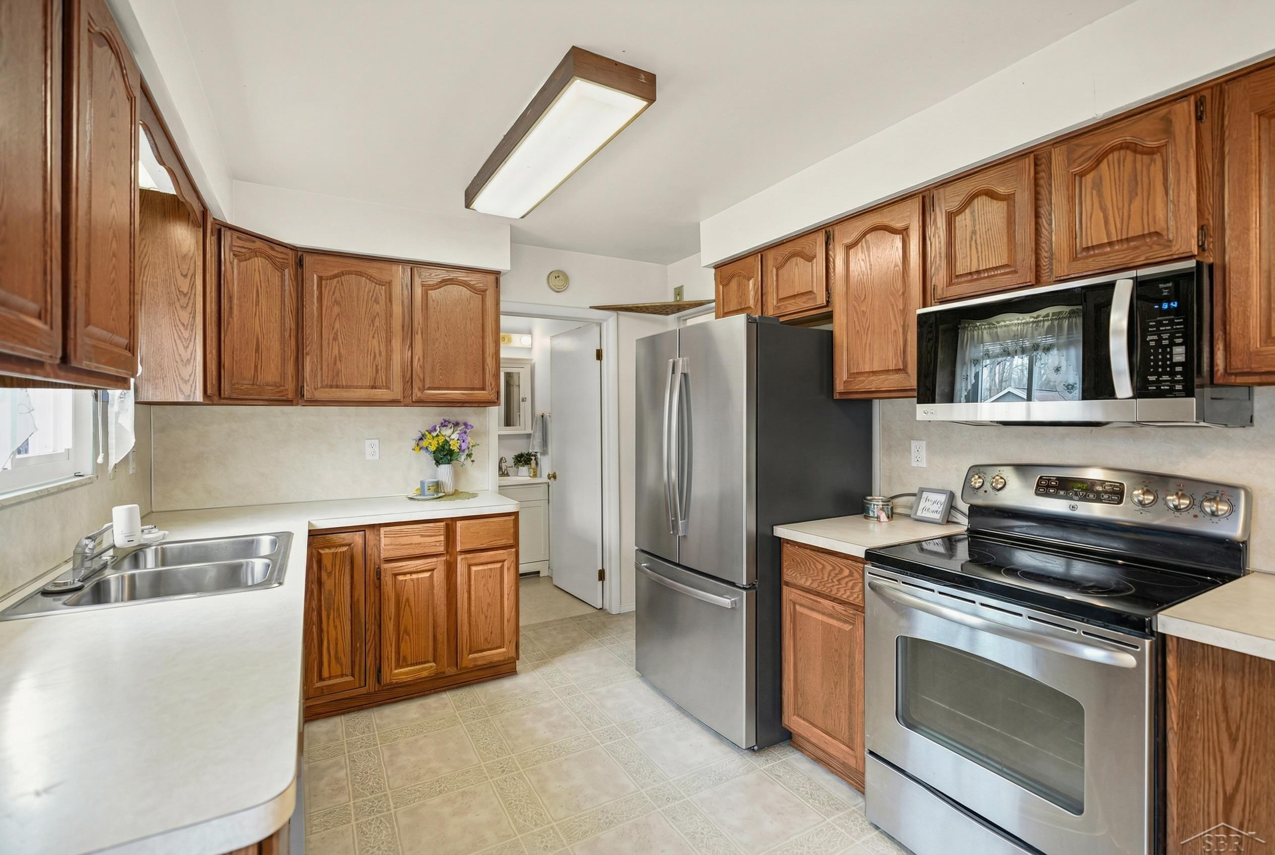 5425 Westchester Drive, Flint, MI 48532 — Photo 6