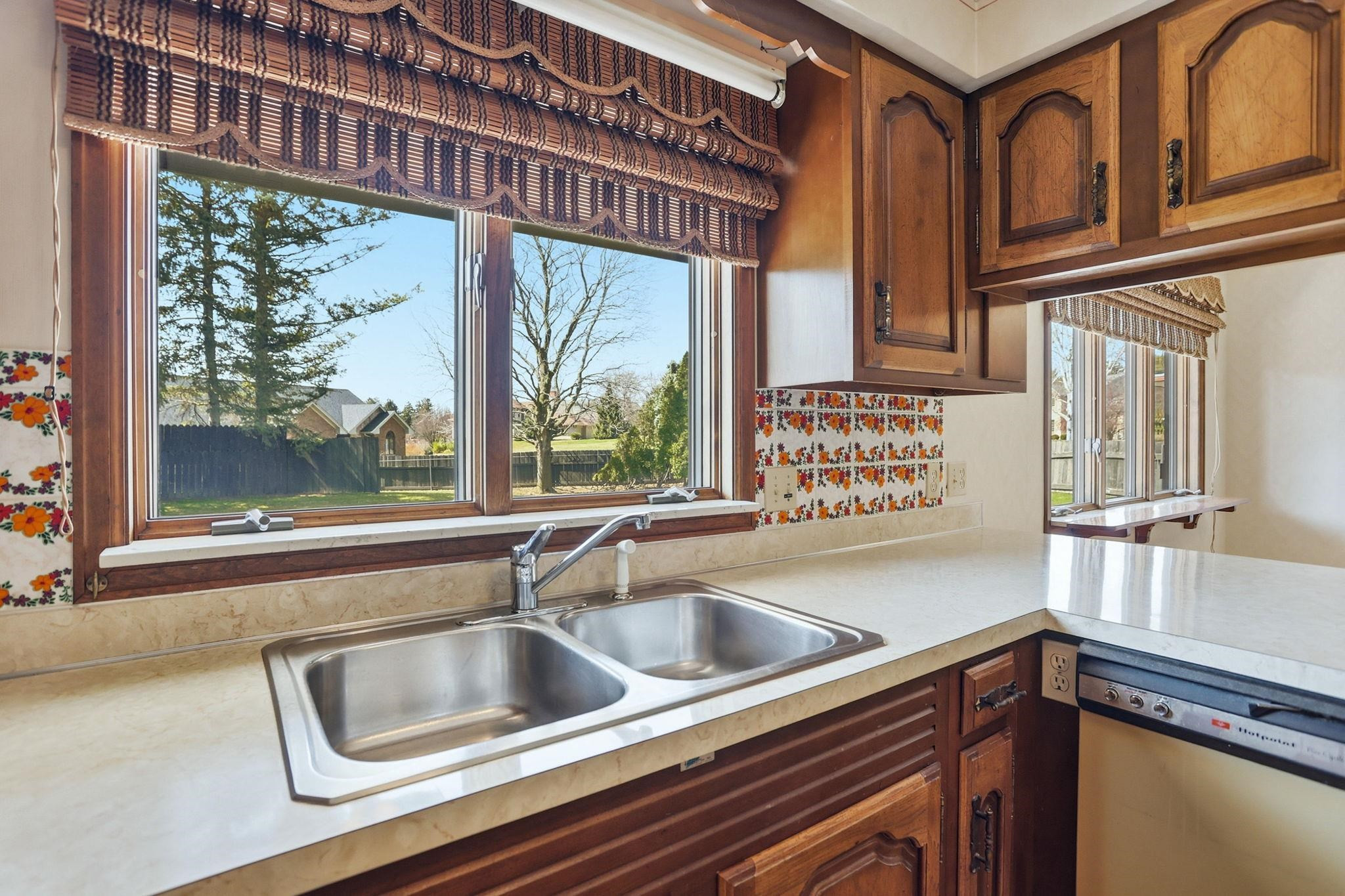 1 Harlan Court, Frankenmuth, MI 48734 — Photo 17