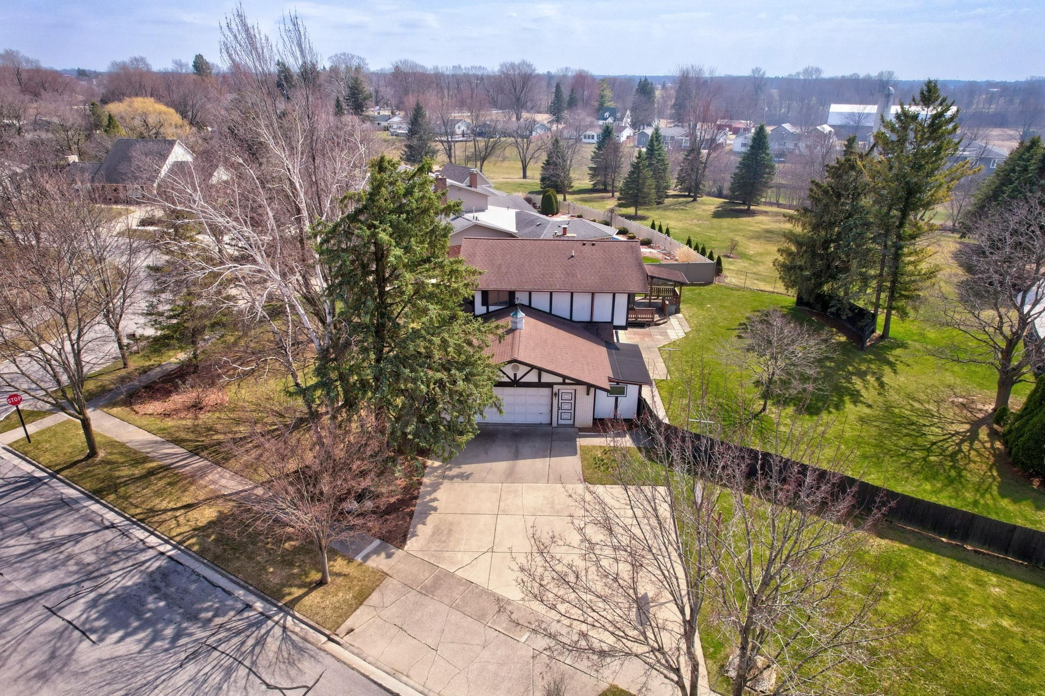 1 Harlan Court, Frankenmuth, MI 48734 — Photo 56