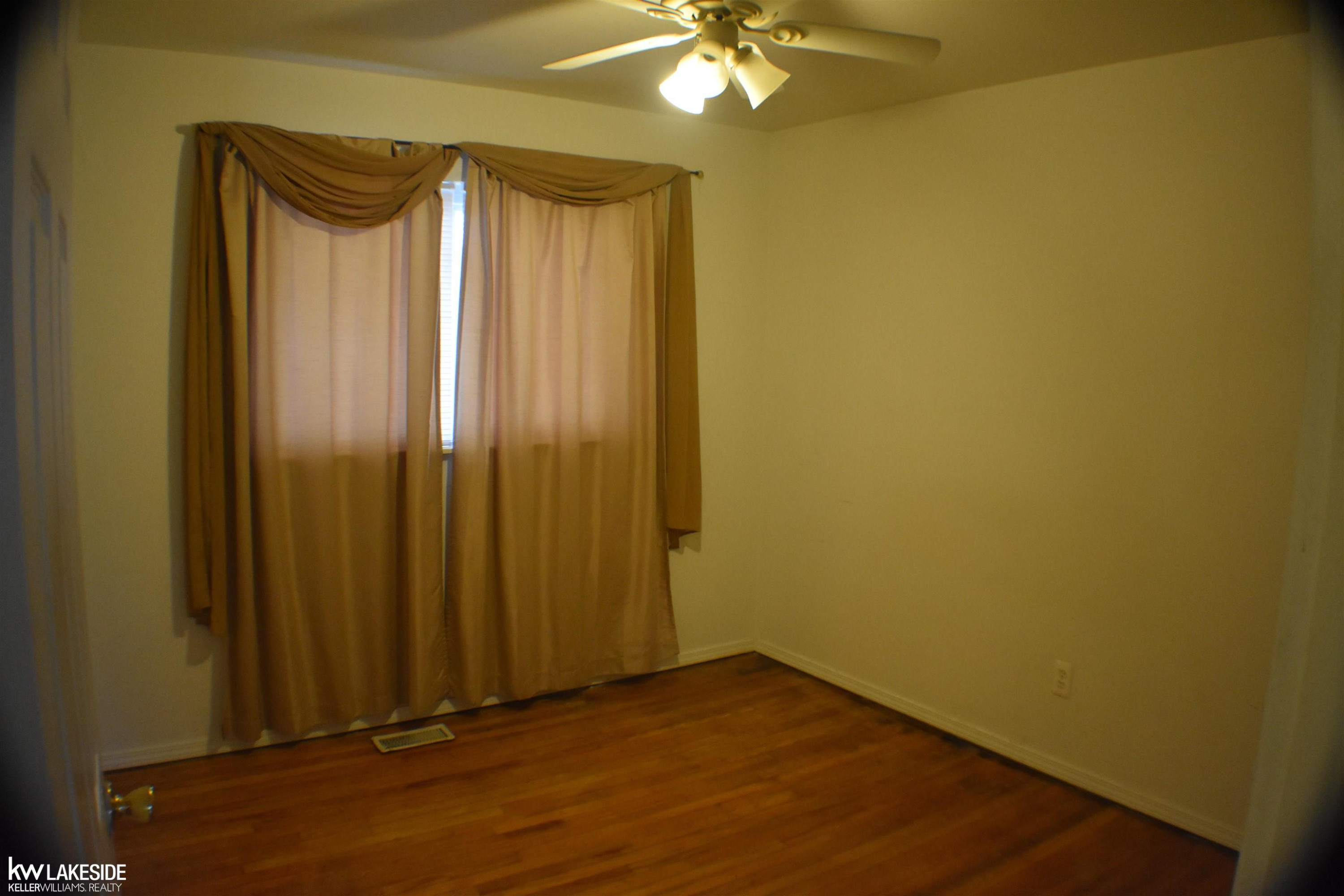 24223 RAMSGATE Street, Clinton Twp, MI 48035 — Photo 21