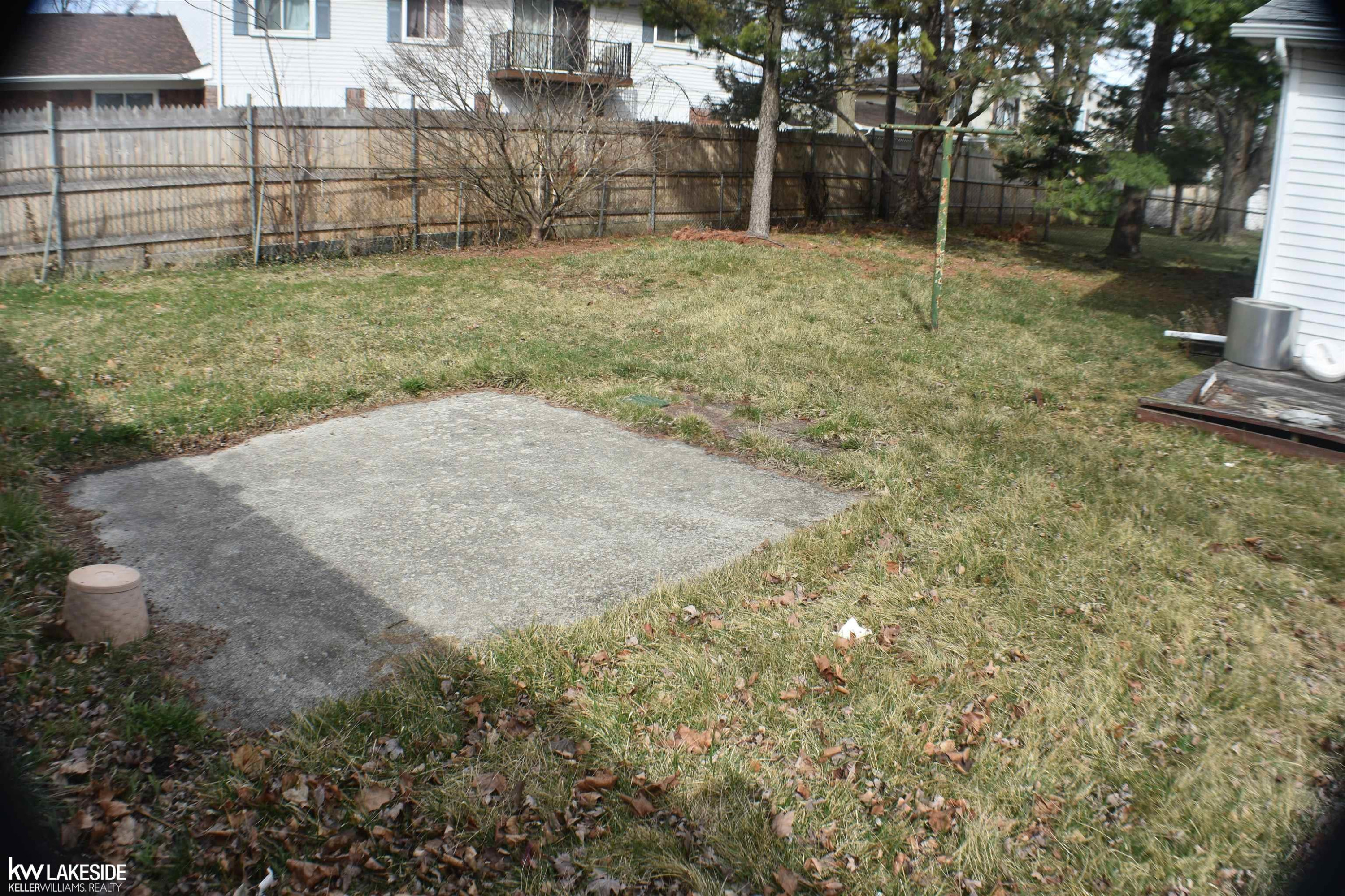 24223 RAMSGATE Street, Clinton Twp, MI 48035 — Photo 32
