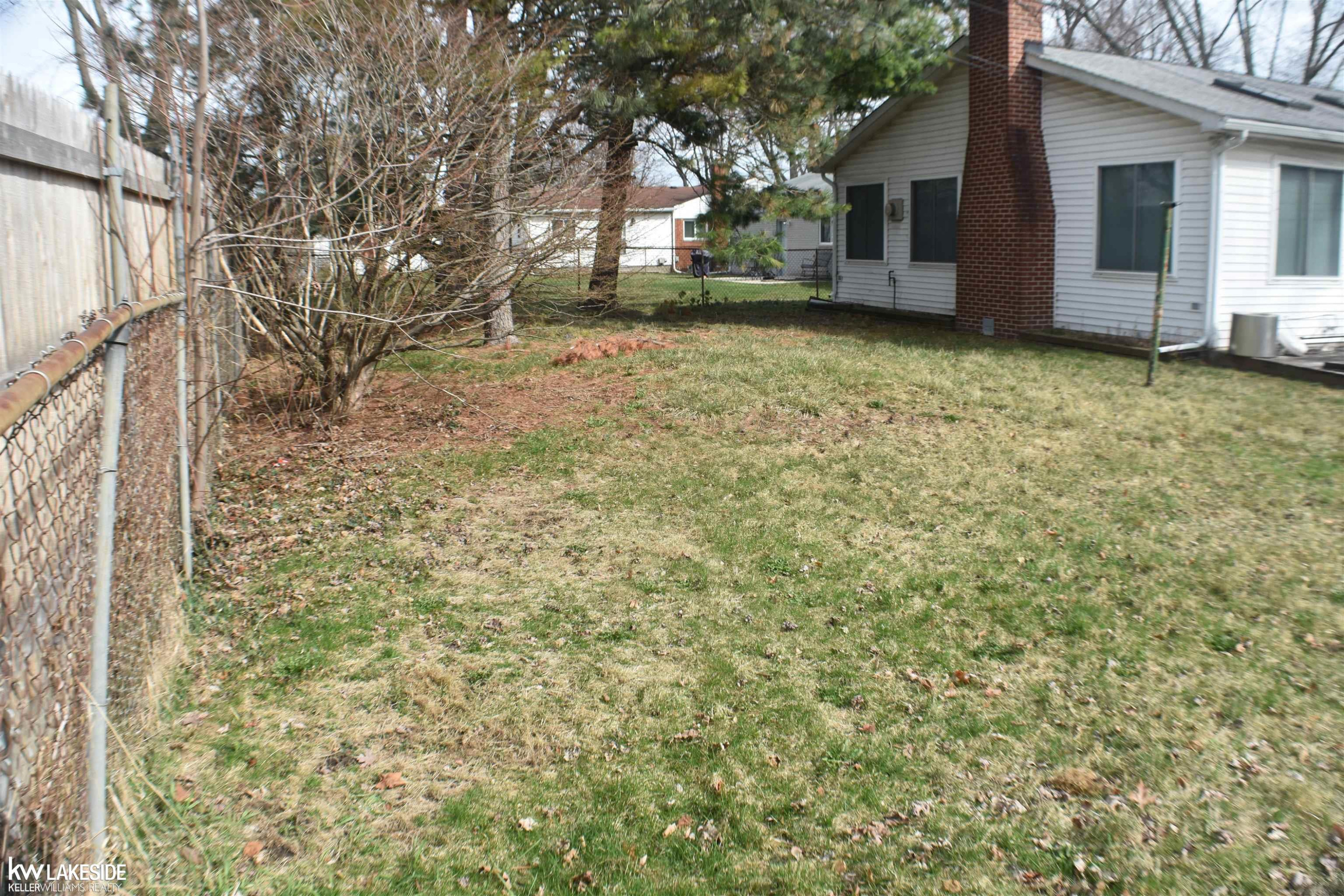 24223 RAMSGATE Street, Clinton Twp, MI 48035 — Photo 33