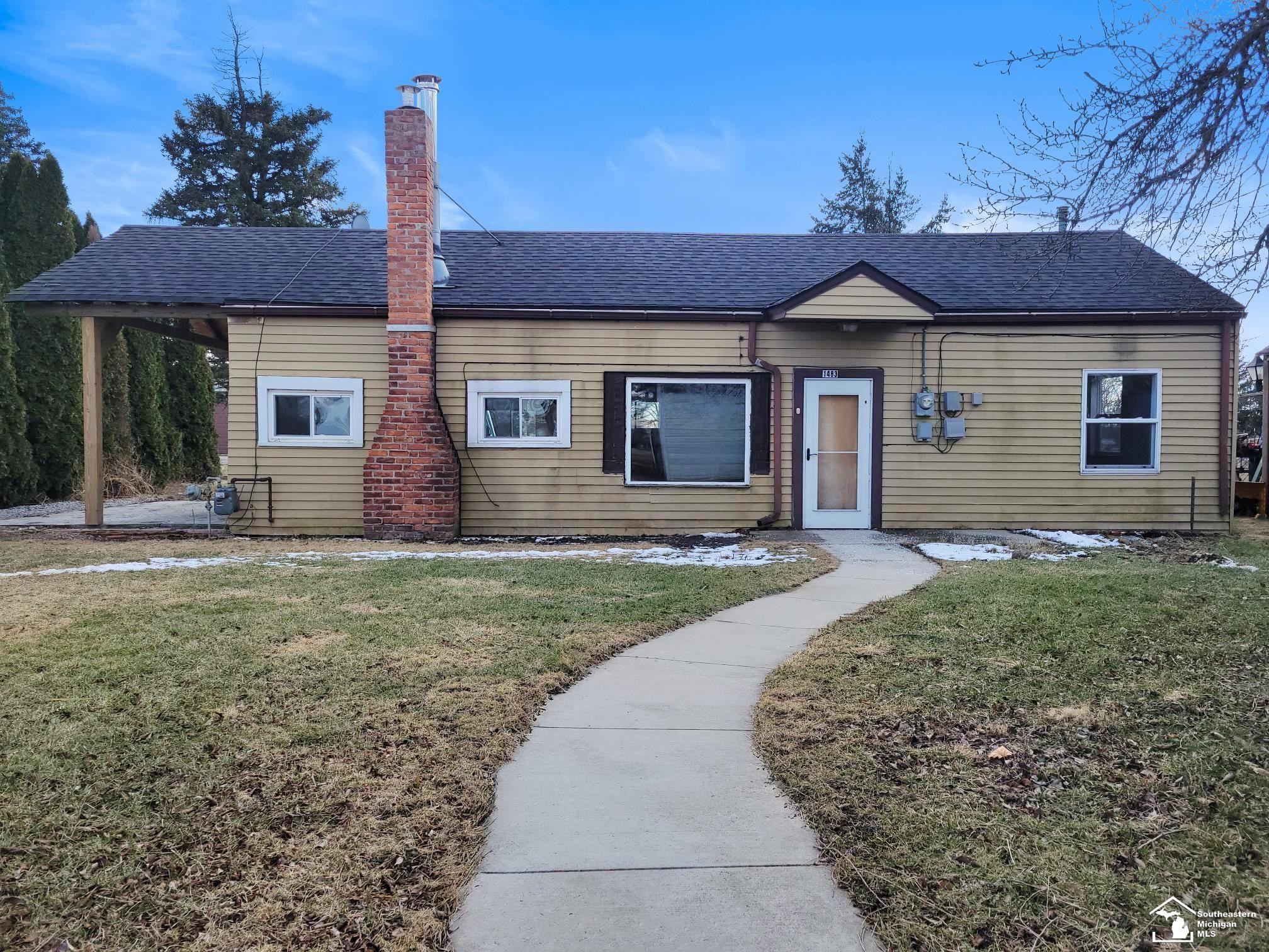 1483 Sterns Road, Erie, MI — front exterior