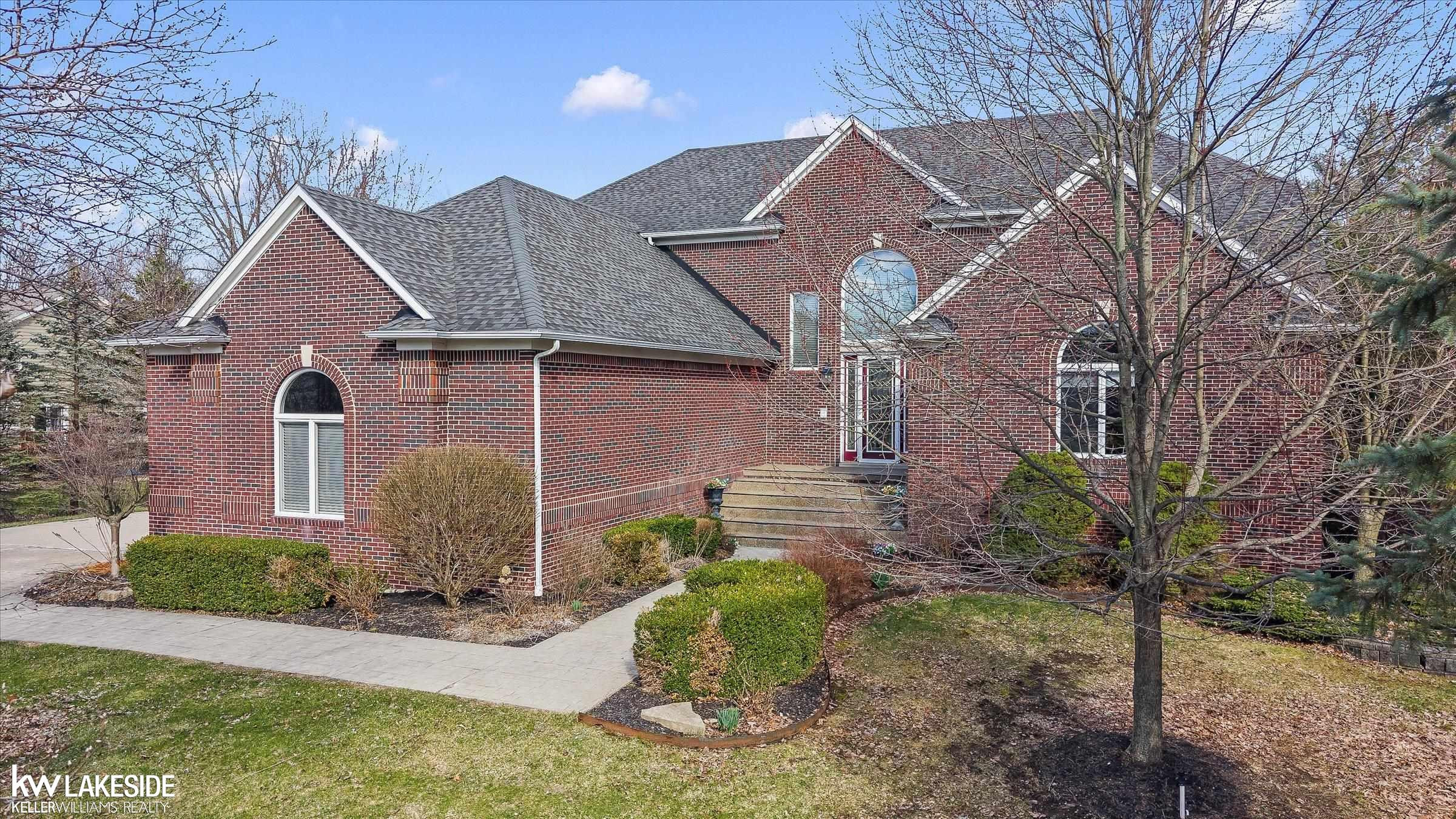 1808 Moors Court, Bloomfield Hills, MI, 48302