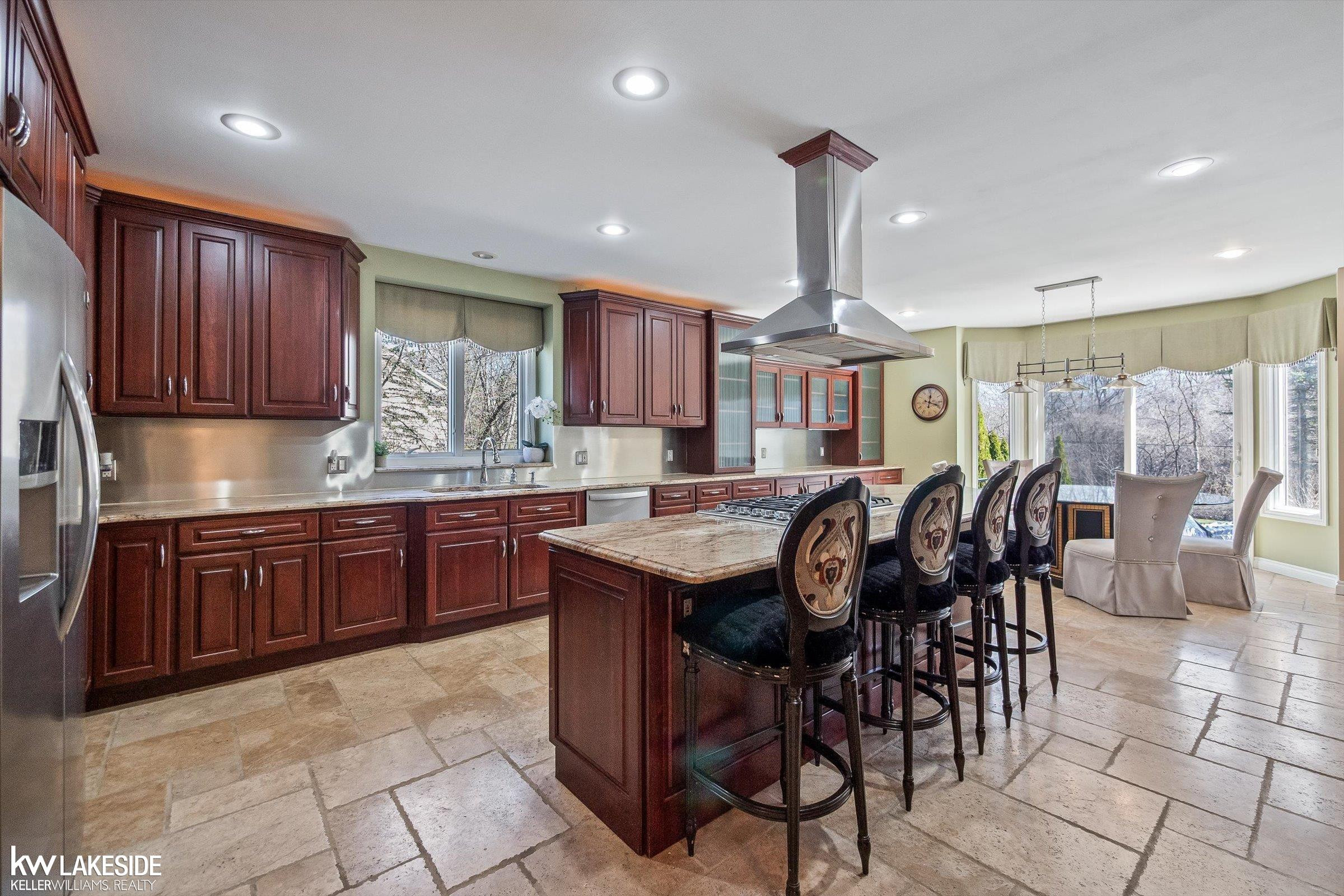 6120 Evanswood Street, Troy, MI 48085 — Photo 18