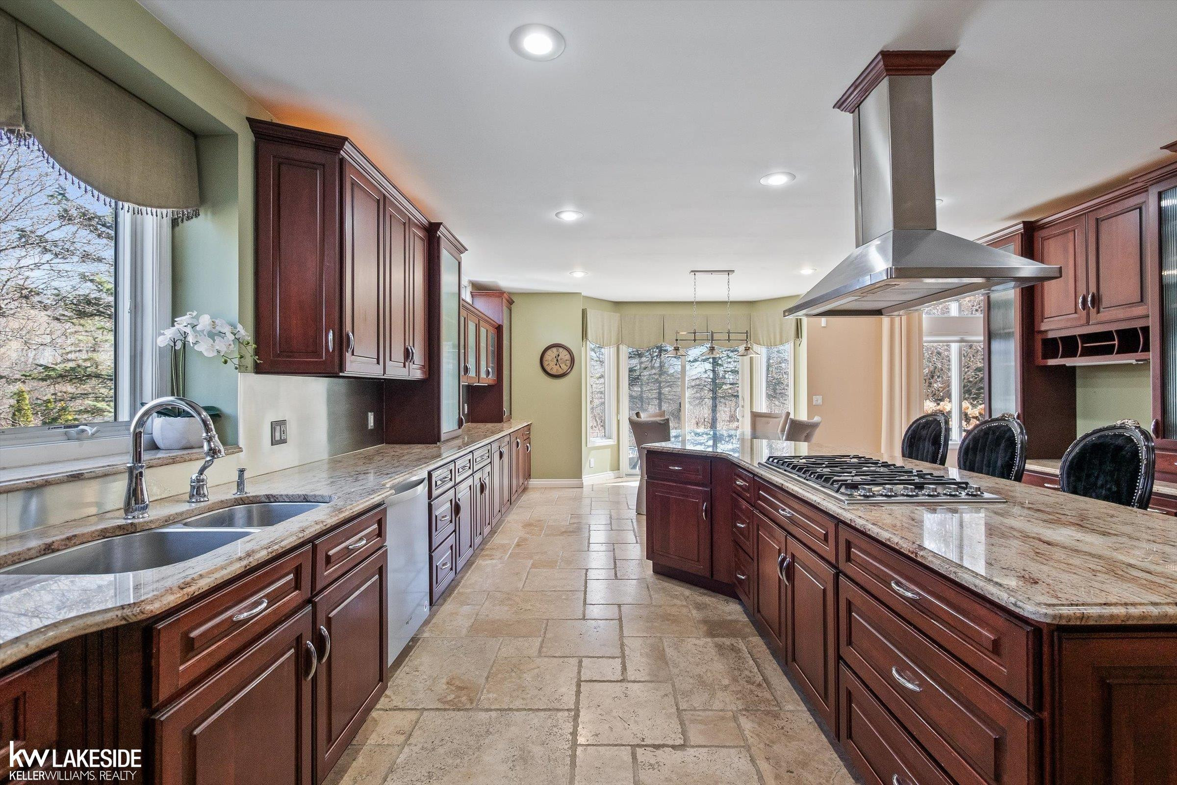 6120 Evanswood Street, Troy, MI 48085 — Photo 21