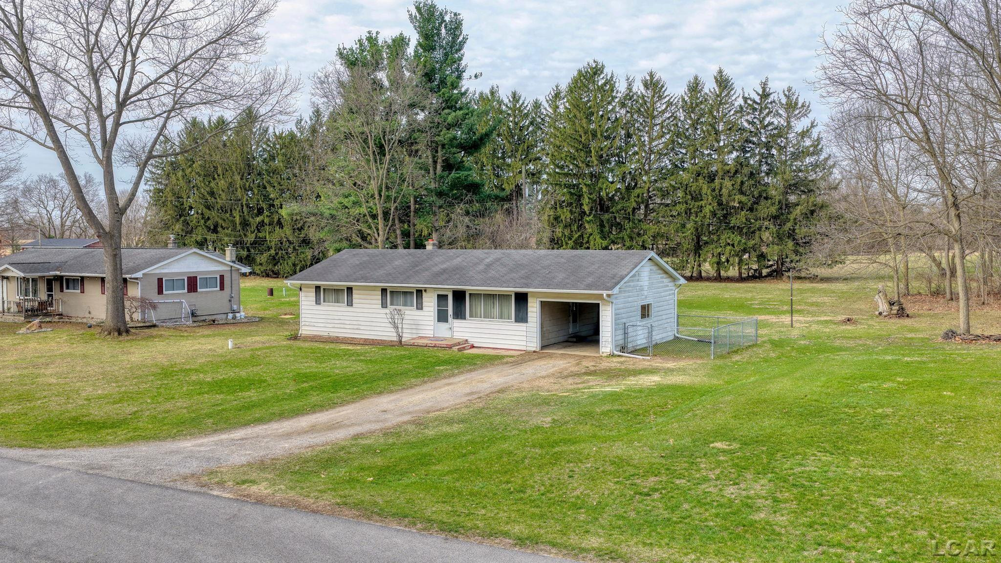 1616 Mitchell Court, Adrian, MI 49221 — Photo 2