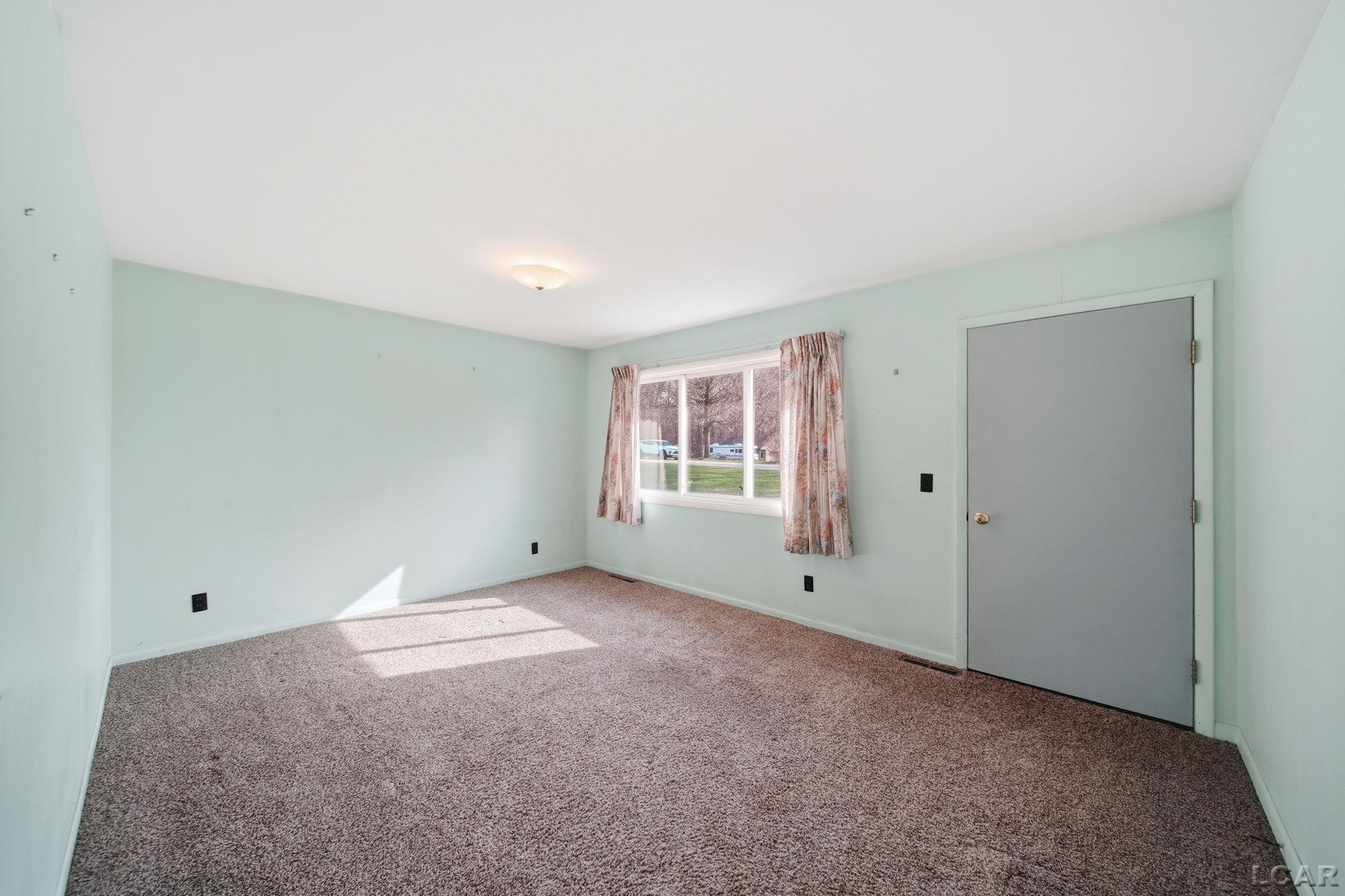 1616 Mitchell Court, Adrian, MI 49221 — Photo 3