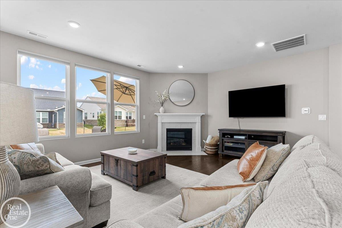4969 Mayer Street, MI 48188 — Photo 5