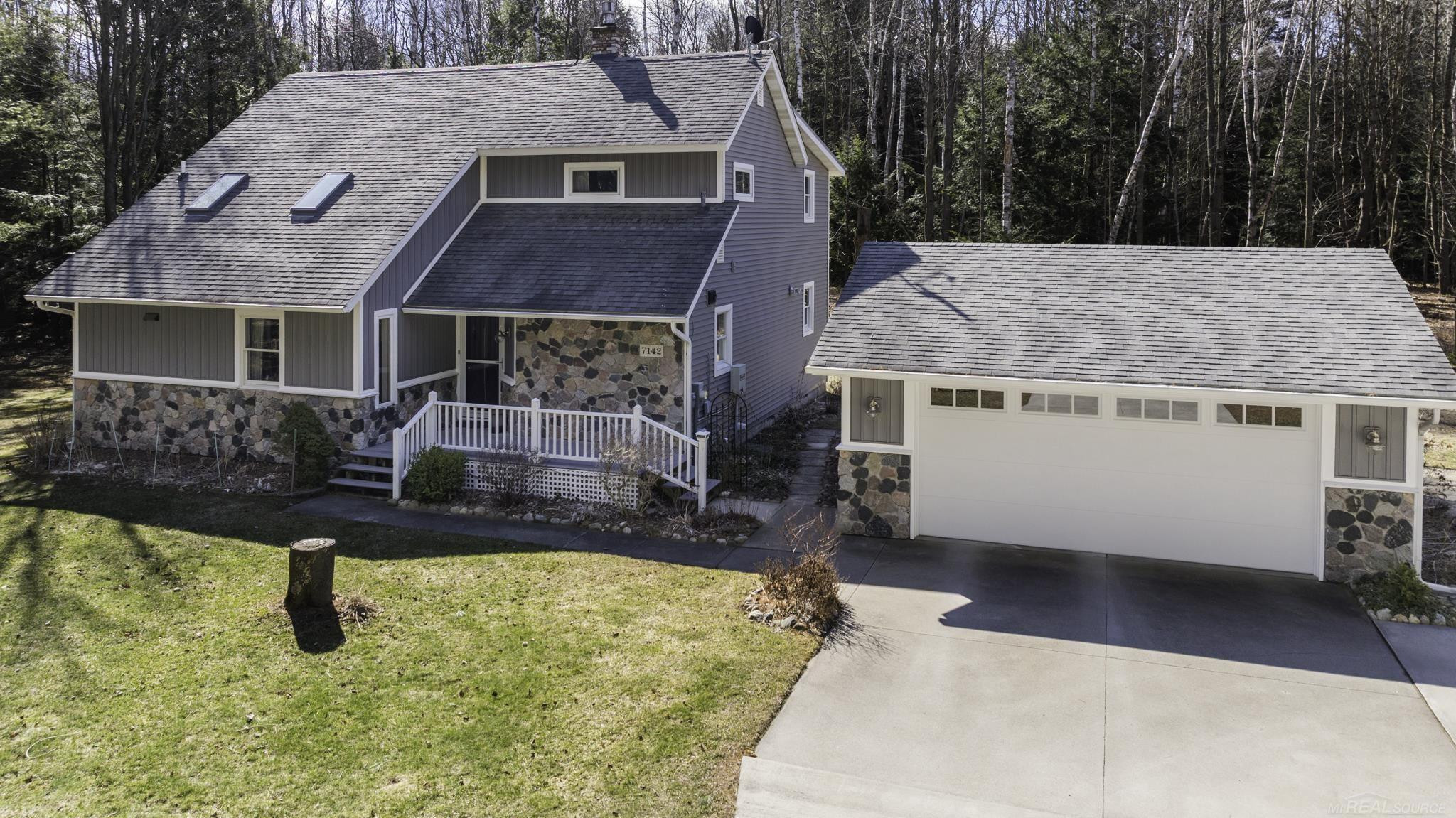 7142 Aitken Road, Lexington, MI 48450 — Photo 5