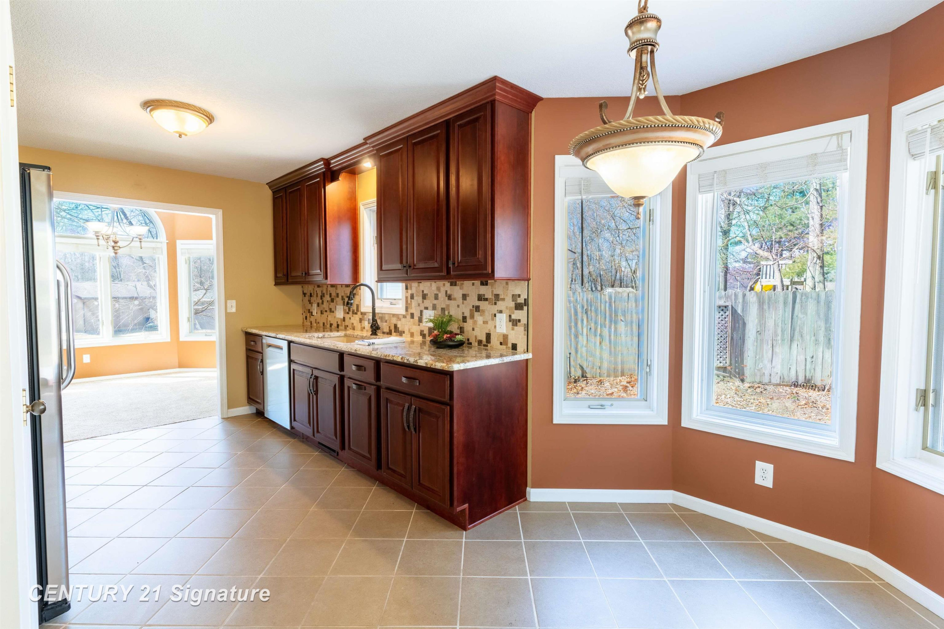 5808 Lantern Lane, Midland, MI 48642 — Photo 12