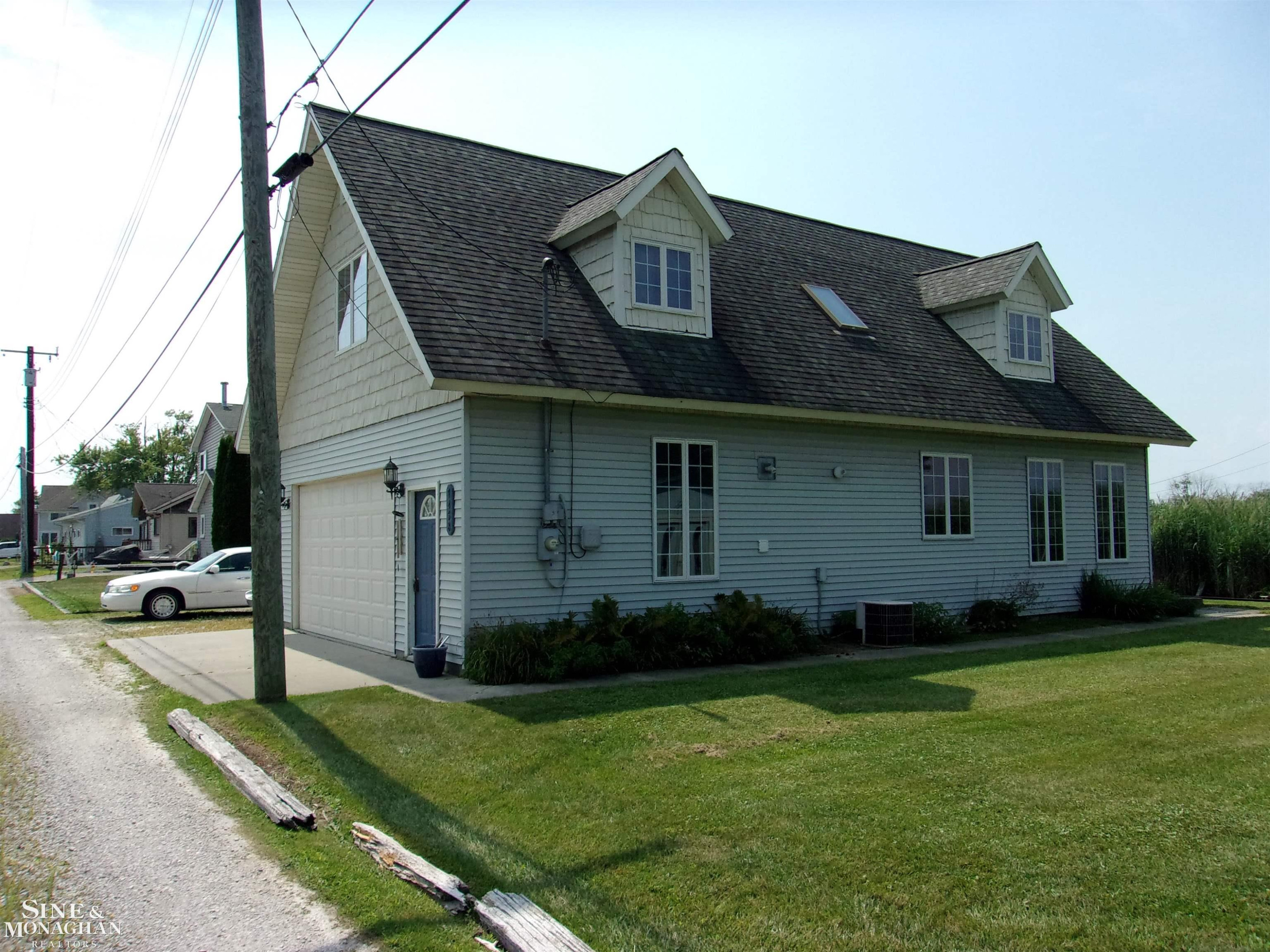 7258 Bedore Highway, MI 48028 — Photo 5