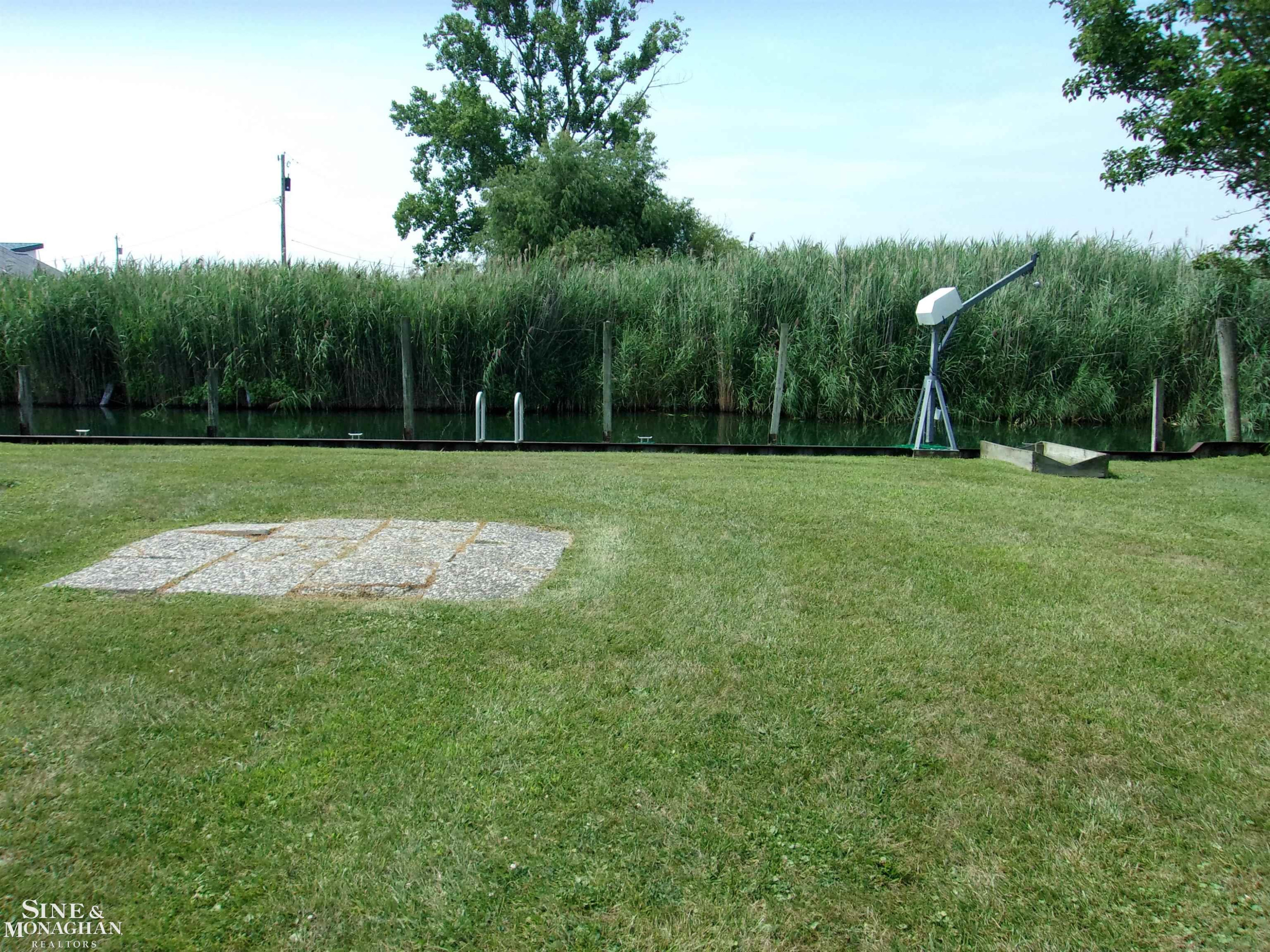 7258 Bedore Highway, MI 48028 — Photo 9
