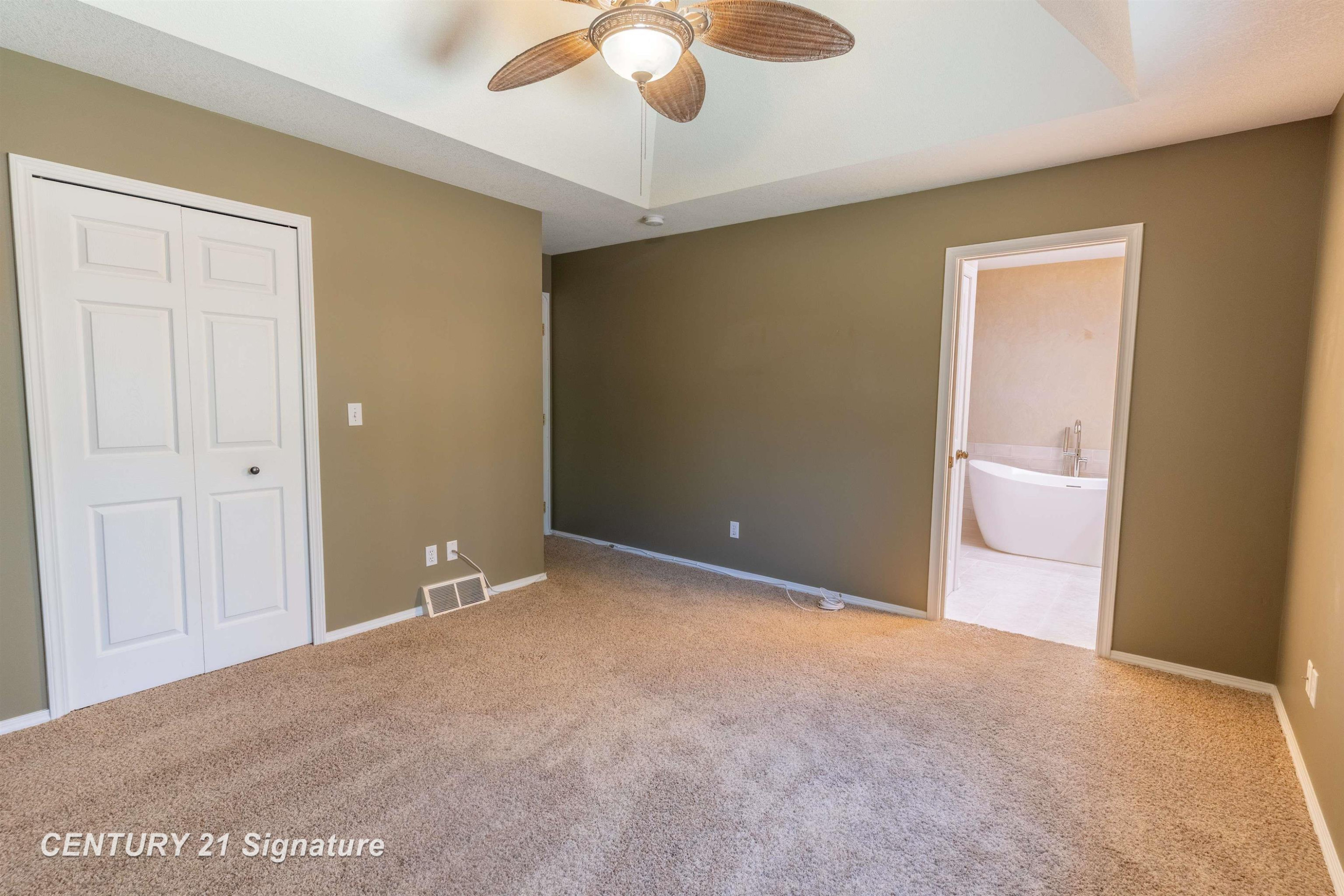 5808 Lantern Lane, Midland, MI 48642 — Photo 32