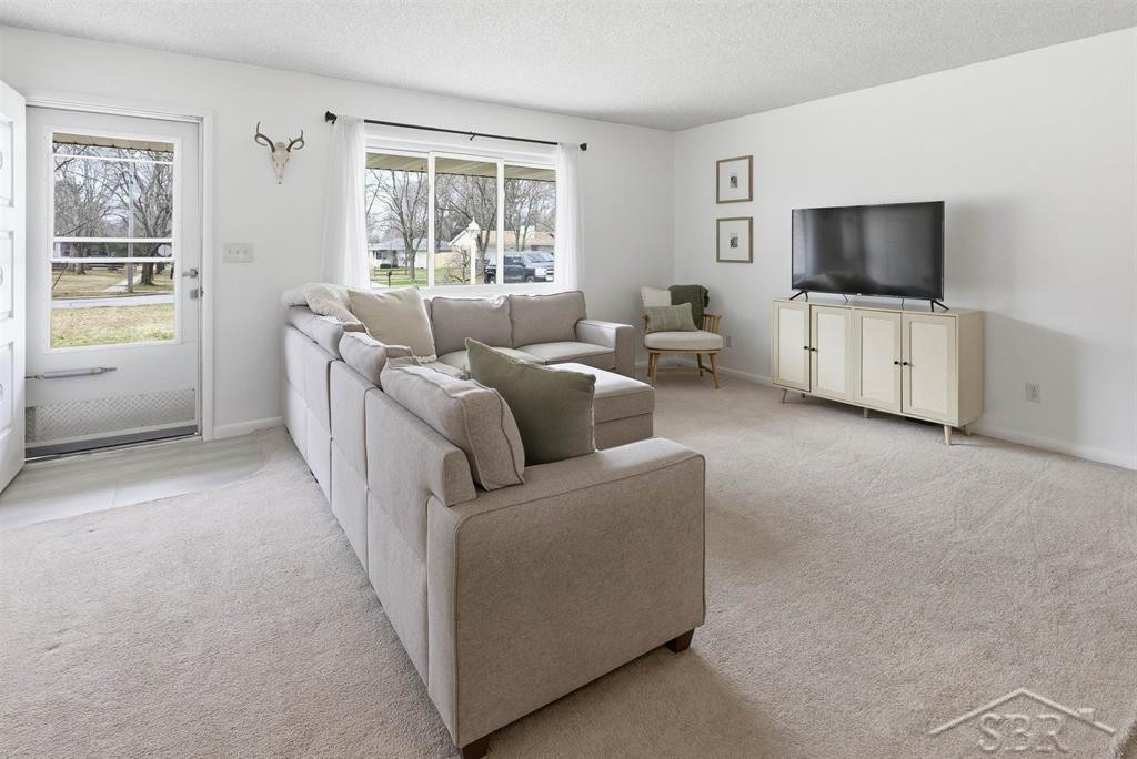 3908 Nottingham Terrace, Midland, MI 48642 — Photo 5