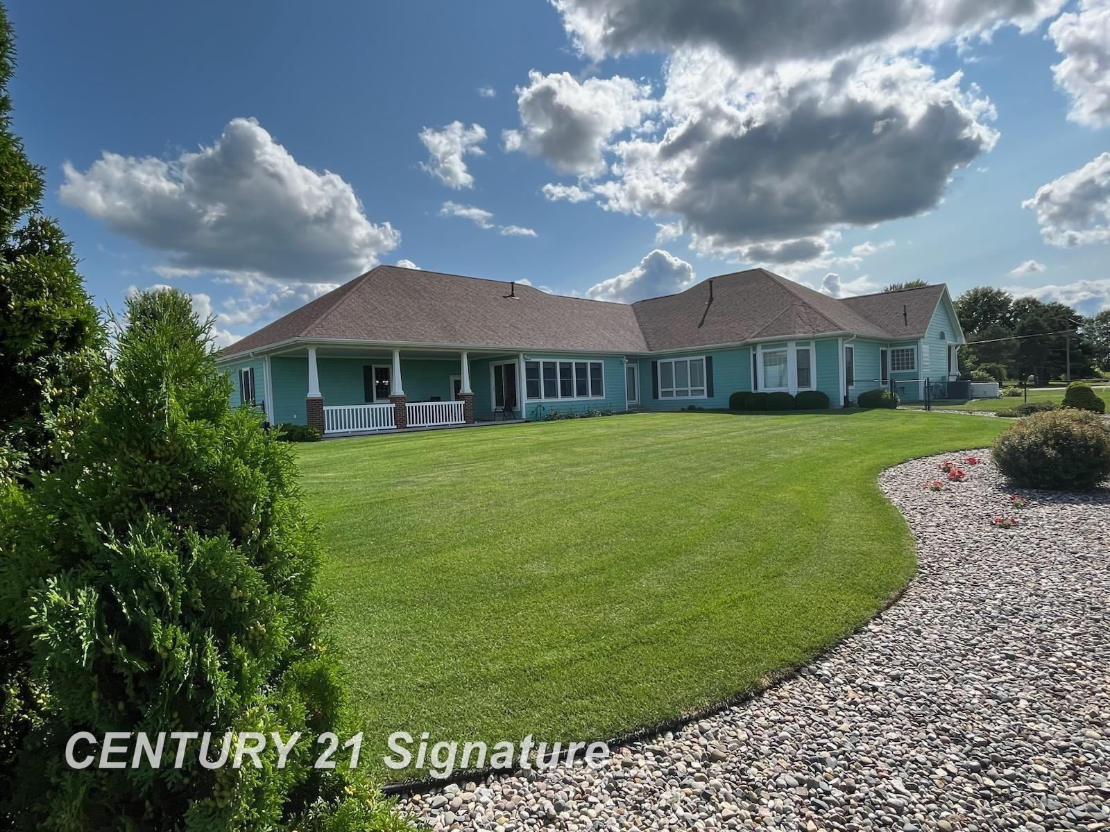 6790 HOSPITAL Road, Freeland, MI, 48623