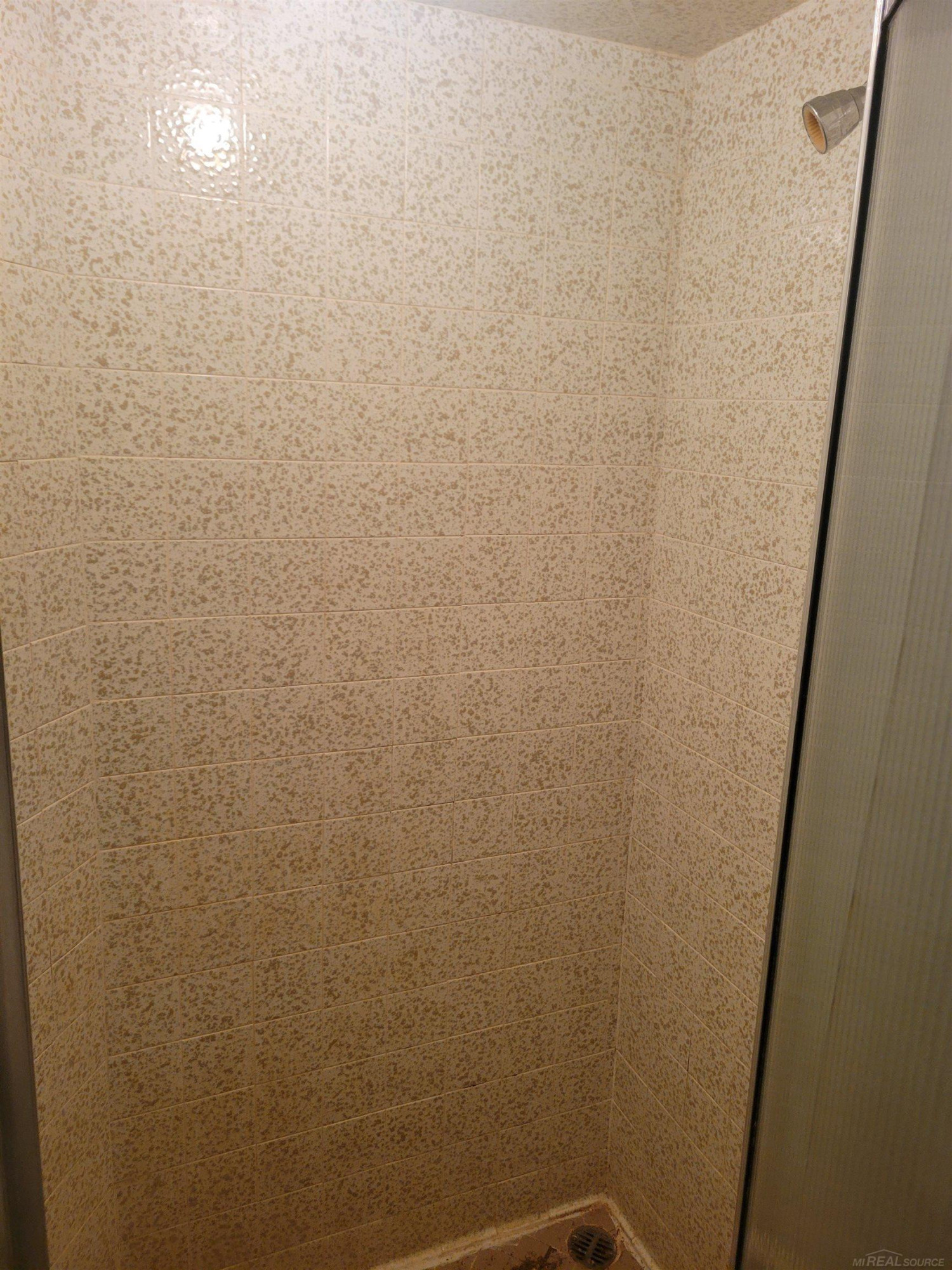 23155 Raven Avenue, Eastpointe, MI 48021 — Photo 30