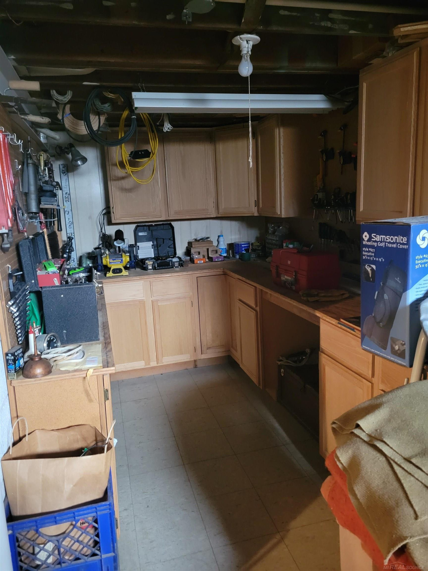 23155 Raven Avenue, Eastpointe, MI 48021 — Photo 38