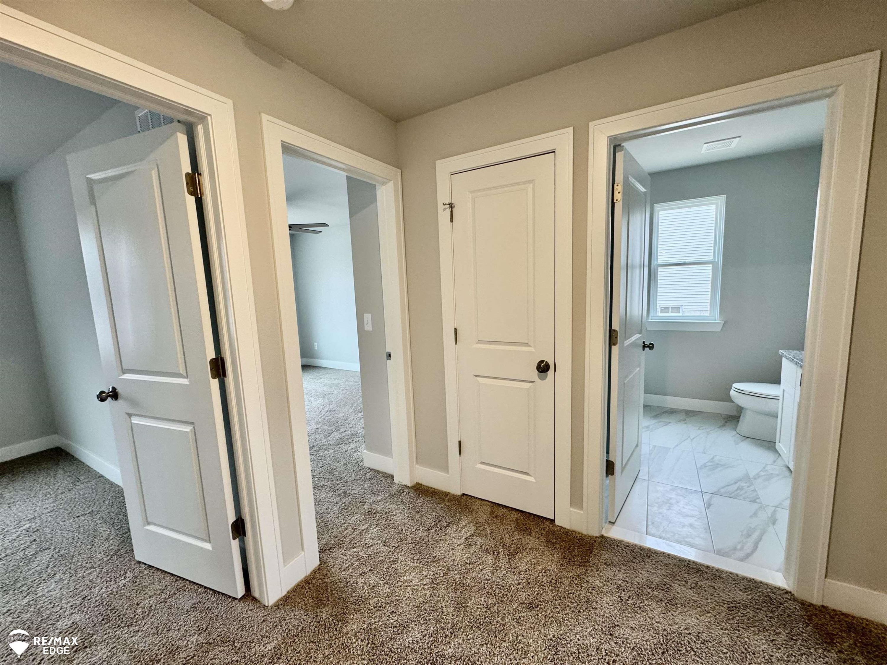 8341 Peninsula Circle, Grand Blanc, MI 48439 — Photo 10
