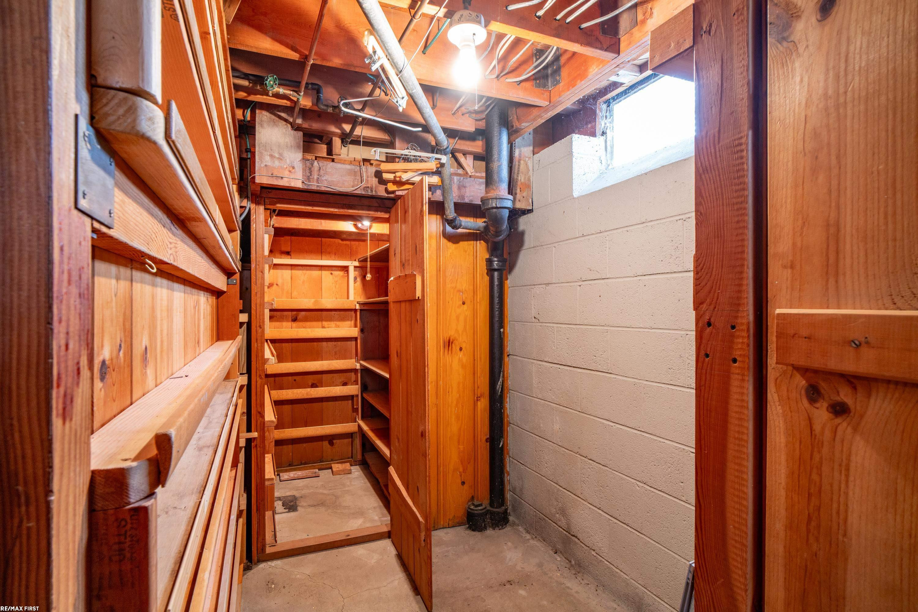 20219 Chalon Street, Saint Clair Shores, MI 48080 — Photo 30
