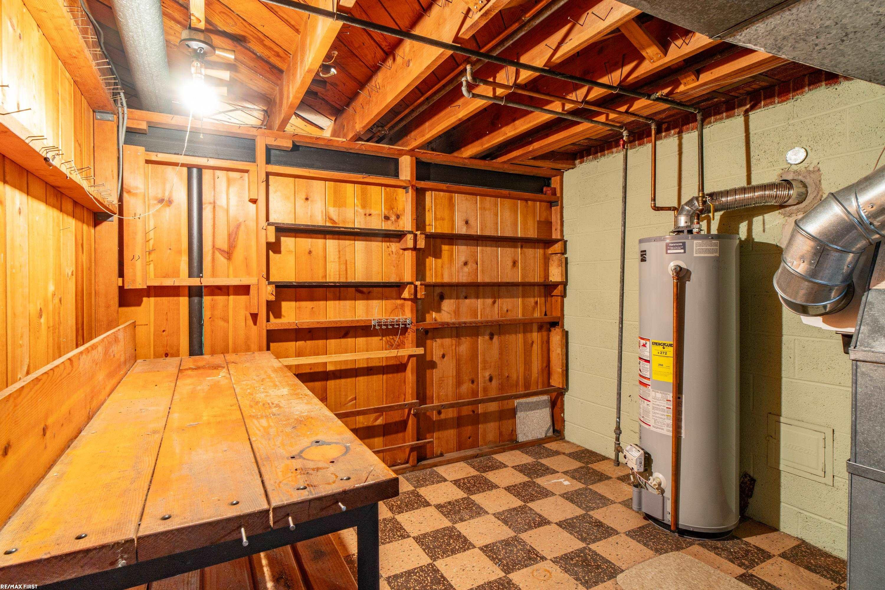 20219 Chalon Street, Saint Clair Shores, MI 48080 — Photo 33