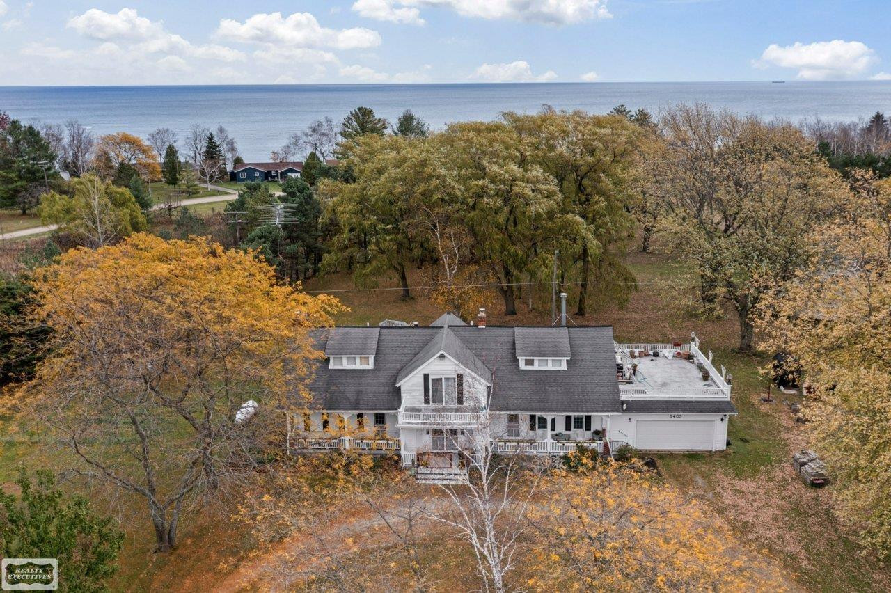 5405 S Lakeshore Road, Harbor Beach, MI 48441 — Photo 4