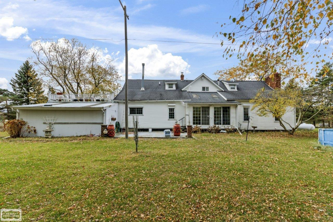 5405 S Lakeshore Road, Harbor Beach, MI 48441 — Photo 9