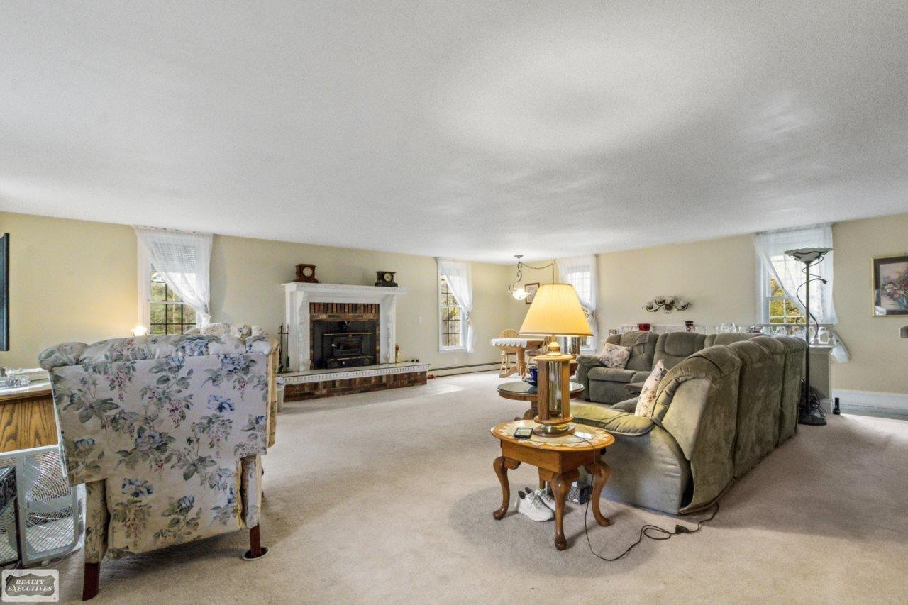5405 S Lakeshore Road, Harbor Beach, MI 48441 — Photo 12