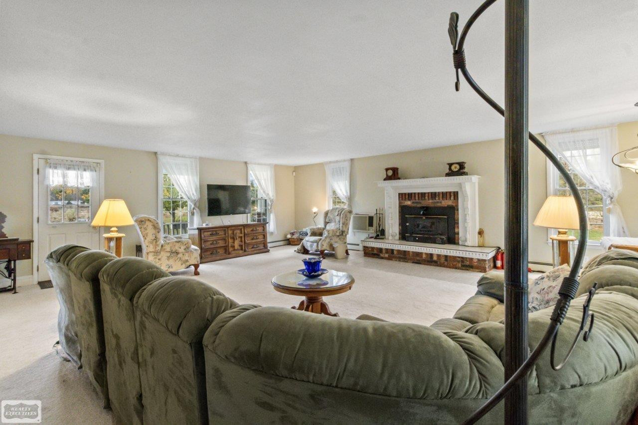 5405 S Lakeshore Road, Harbor Beach, MI 48441 — Photo 15