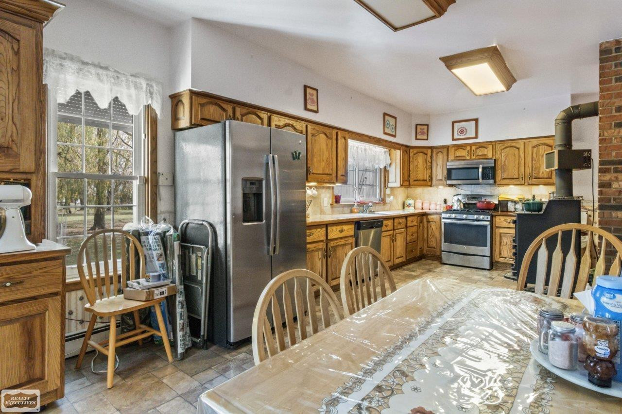 5405 S Lakeshore Road, Harbor Beach, MI 48441 — Photo 20