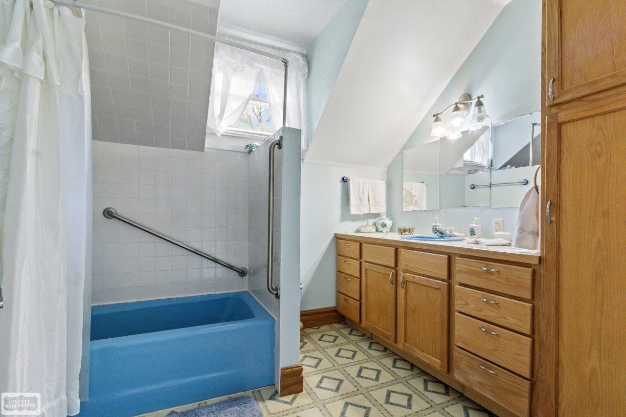 5405 S Lakeshore Road, Harbor Beach, MI 48441 — Photo 35