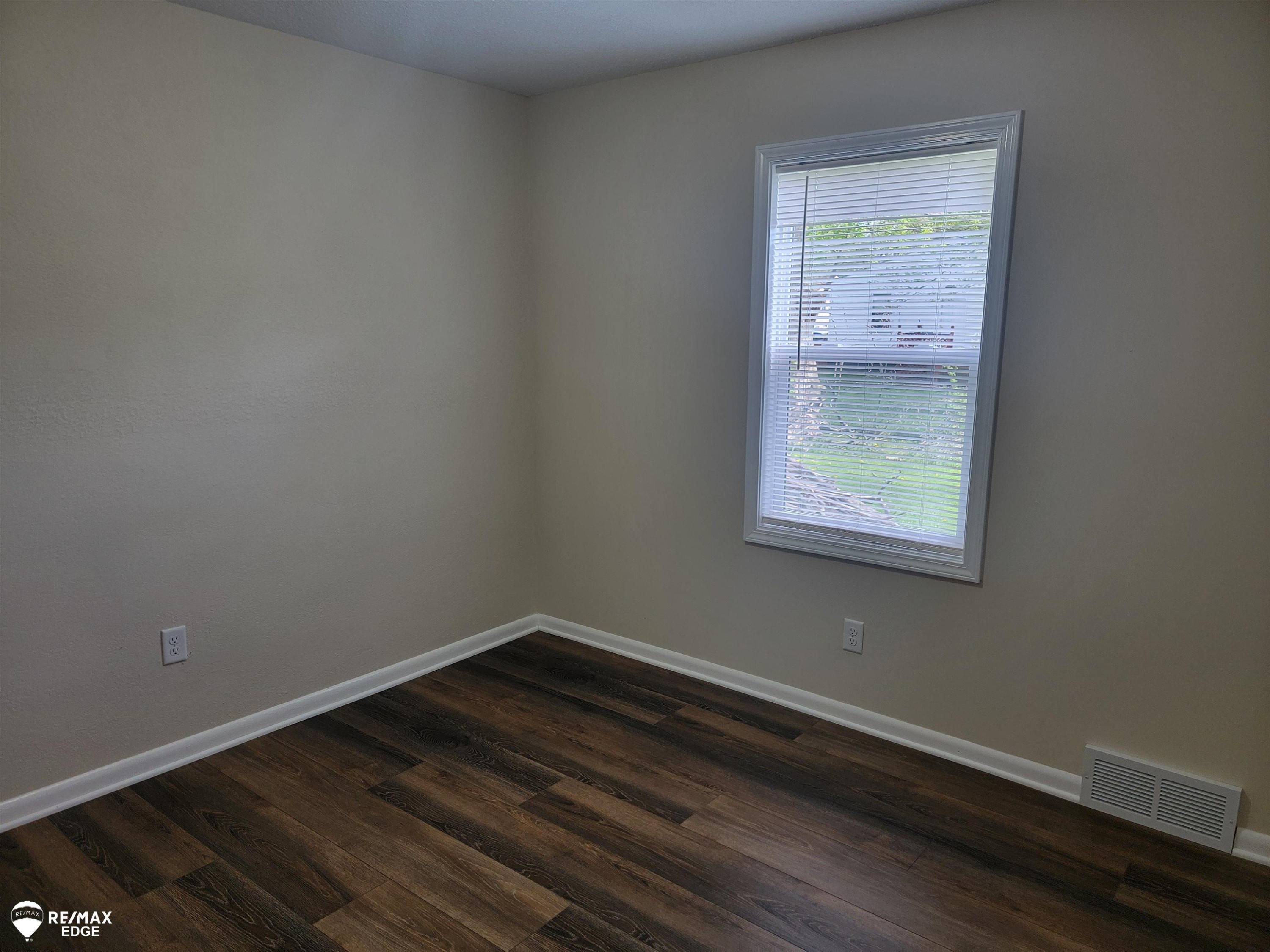 442 Beach Street, Mount Morris, MI 48458 — Photo 12