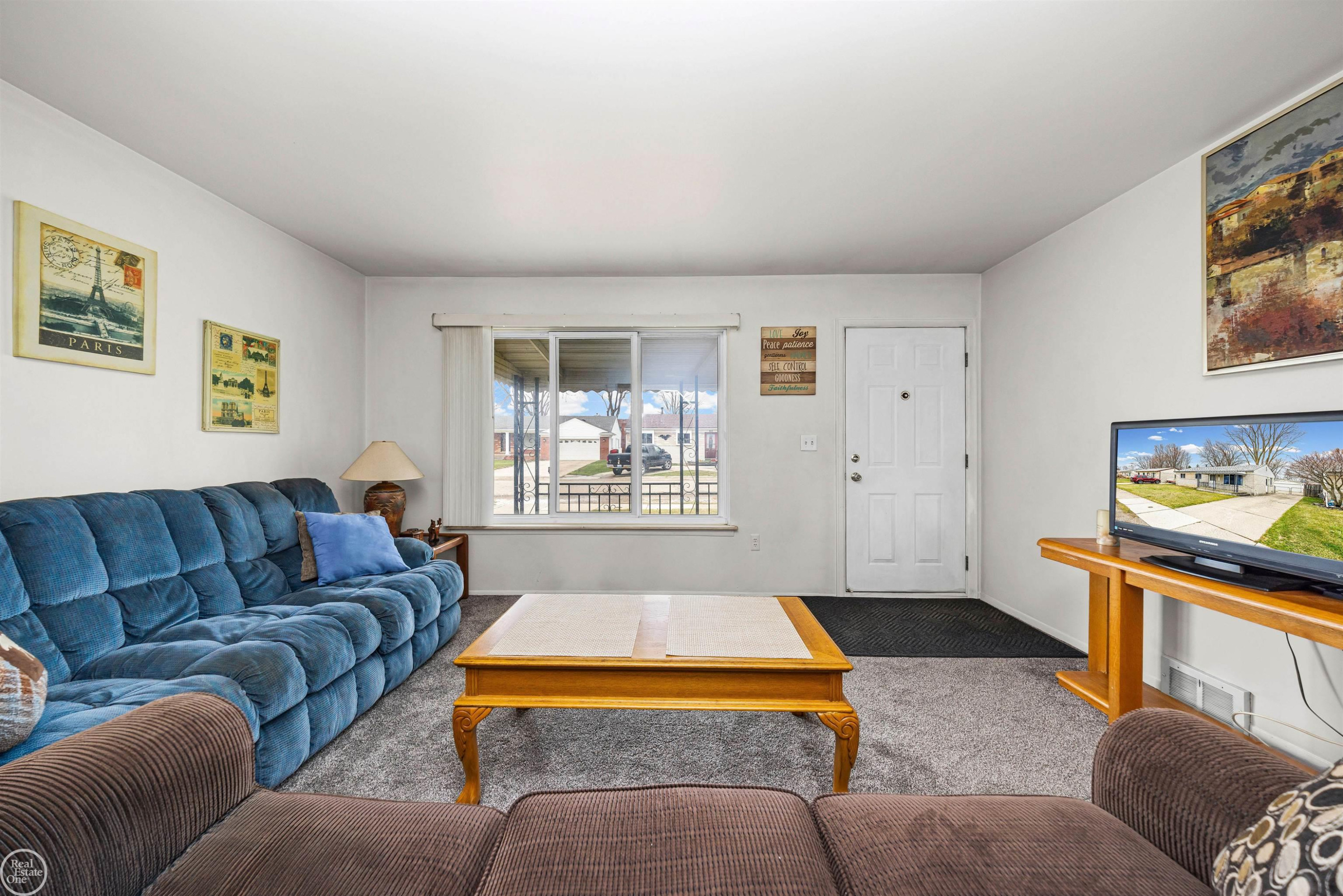 24320 Trombley Street, Clinton Twp, MI 48035 — Photo 6