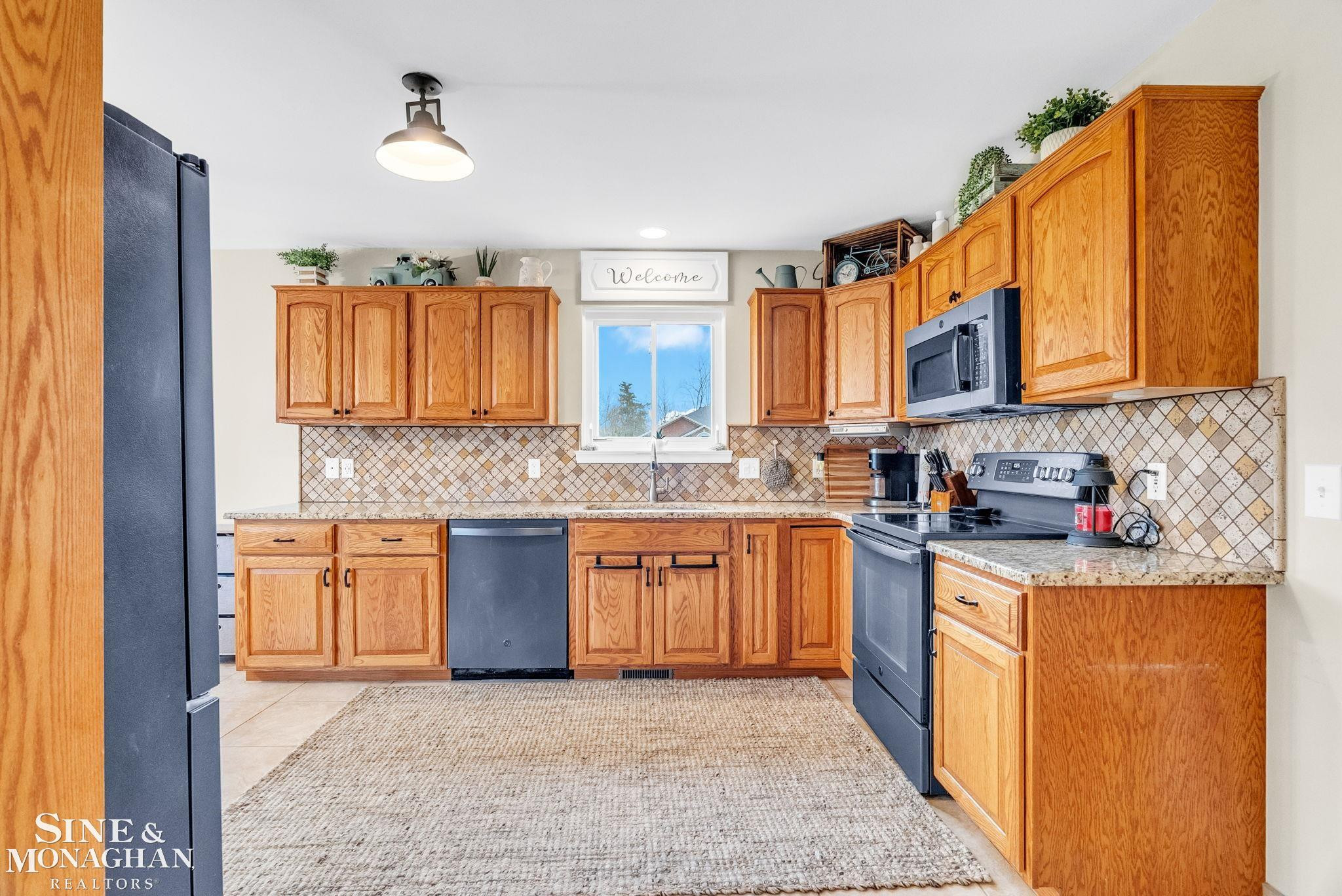 354 Pheasant Drive, Capac, MI 48014 — Photo 14
